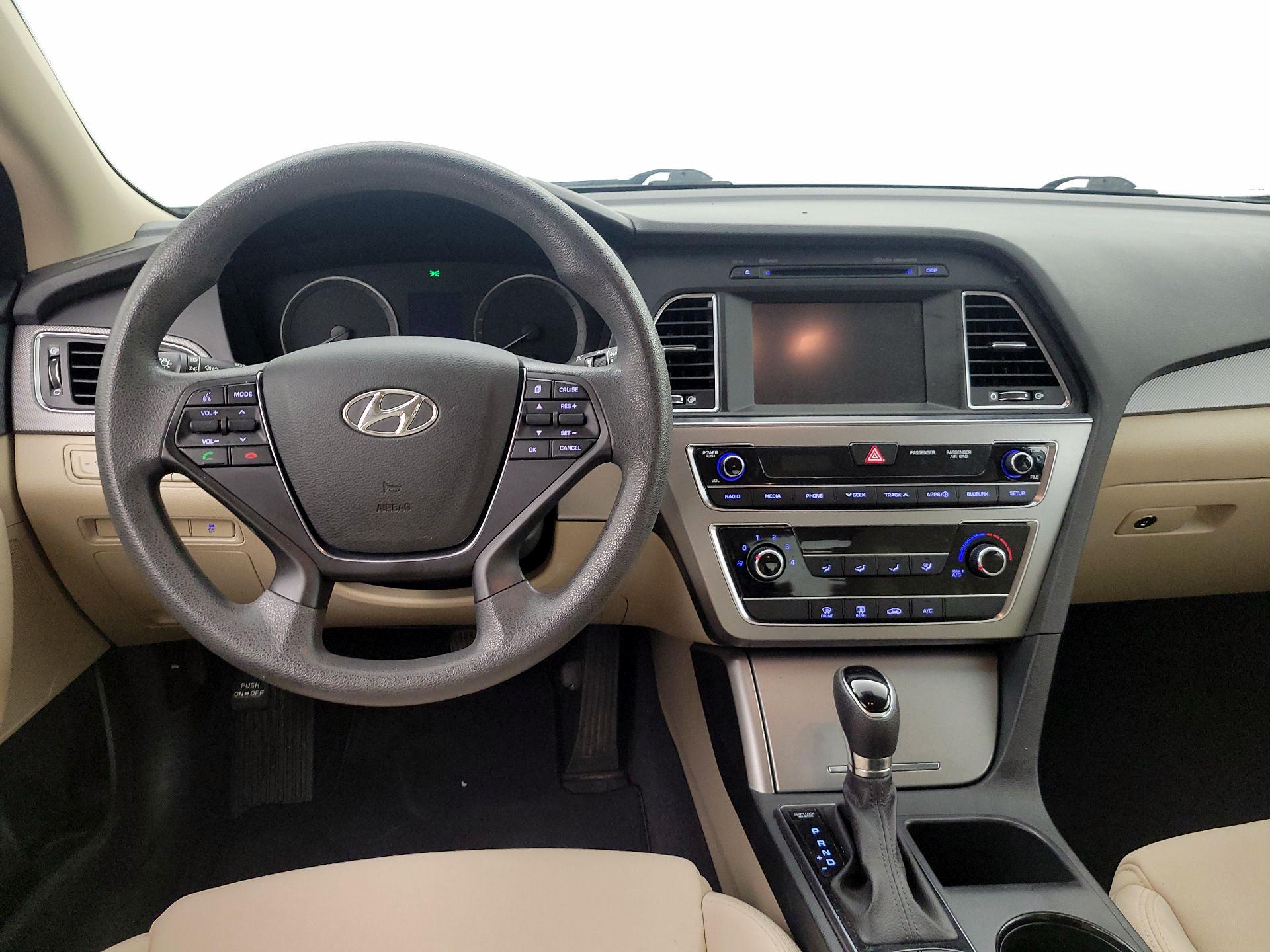 Thumbnail: 2017 Hyundai Sonata - 10