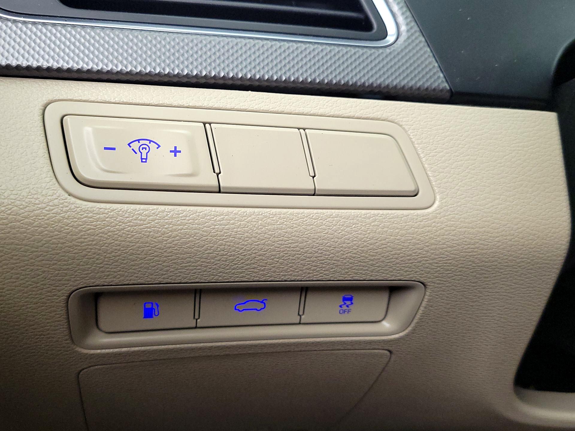 Thumbnail: 2017 Hyundai Sonata - 13