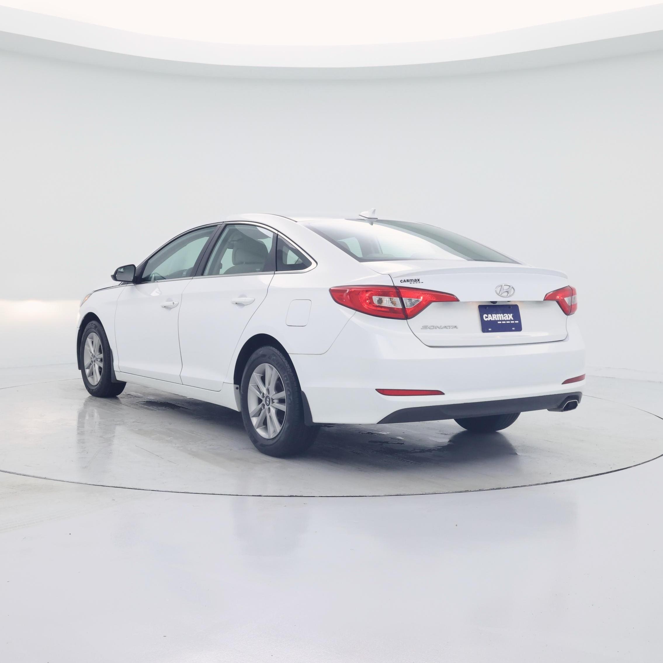 Thumbnail: 2017 Hyundai Sonata - 2