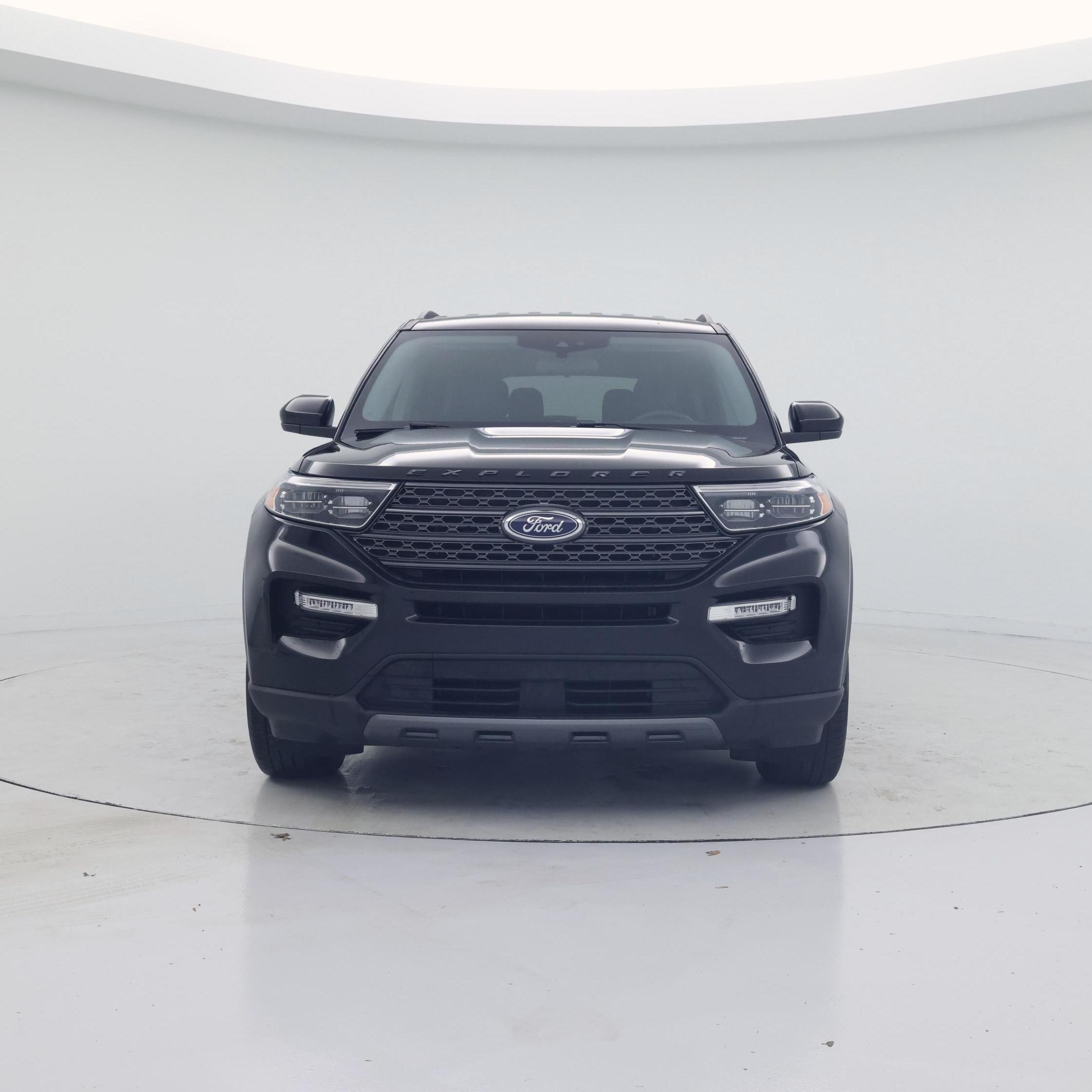 Thumbnail: 2023 Ford Explorer - 5