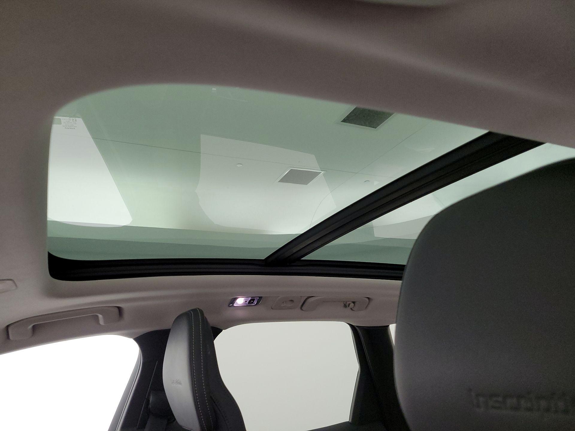 Thumbnail: 2020 Volvo XC60 - 20