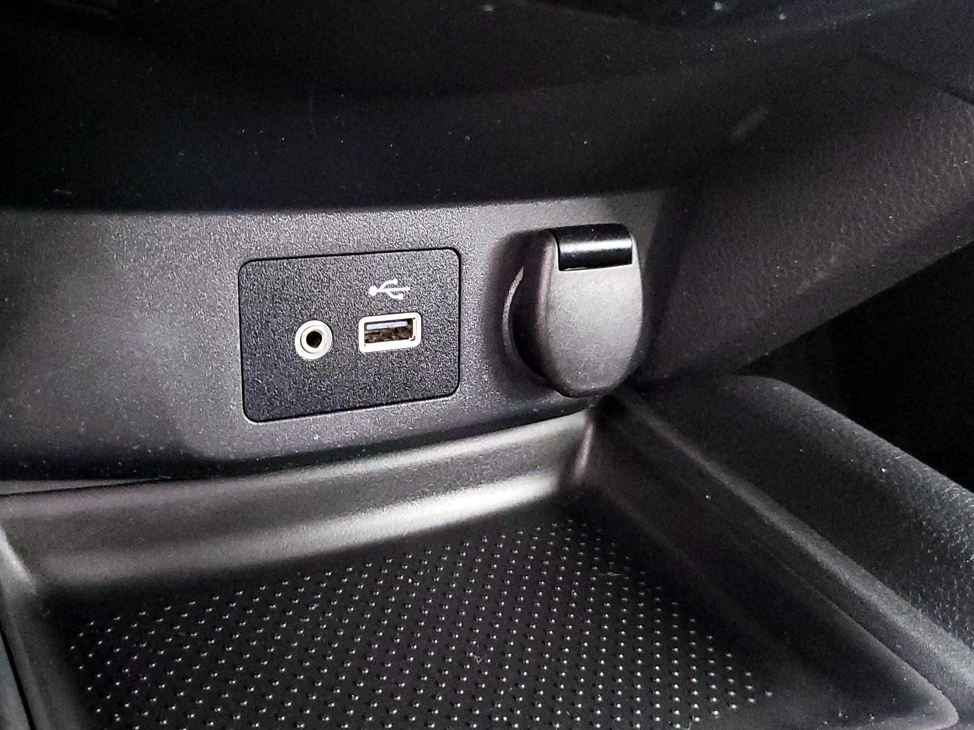 Thumbnail: 2020 Nissan Rogue - 18