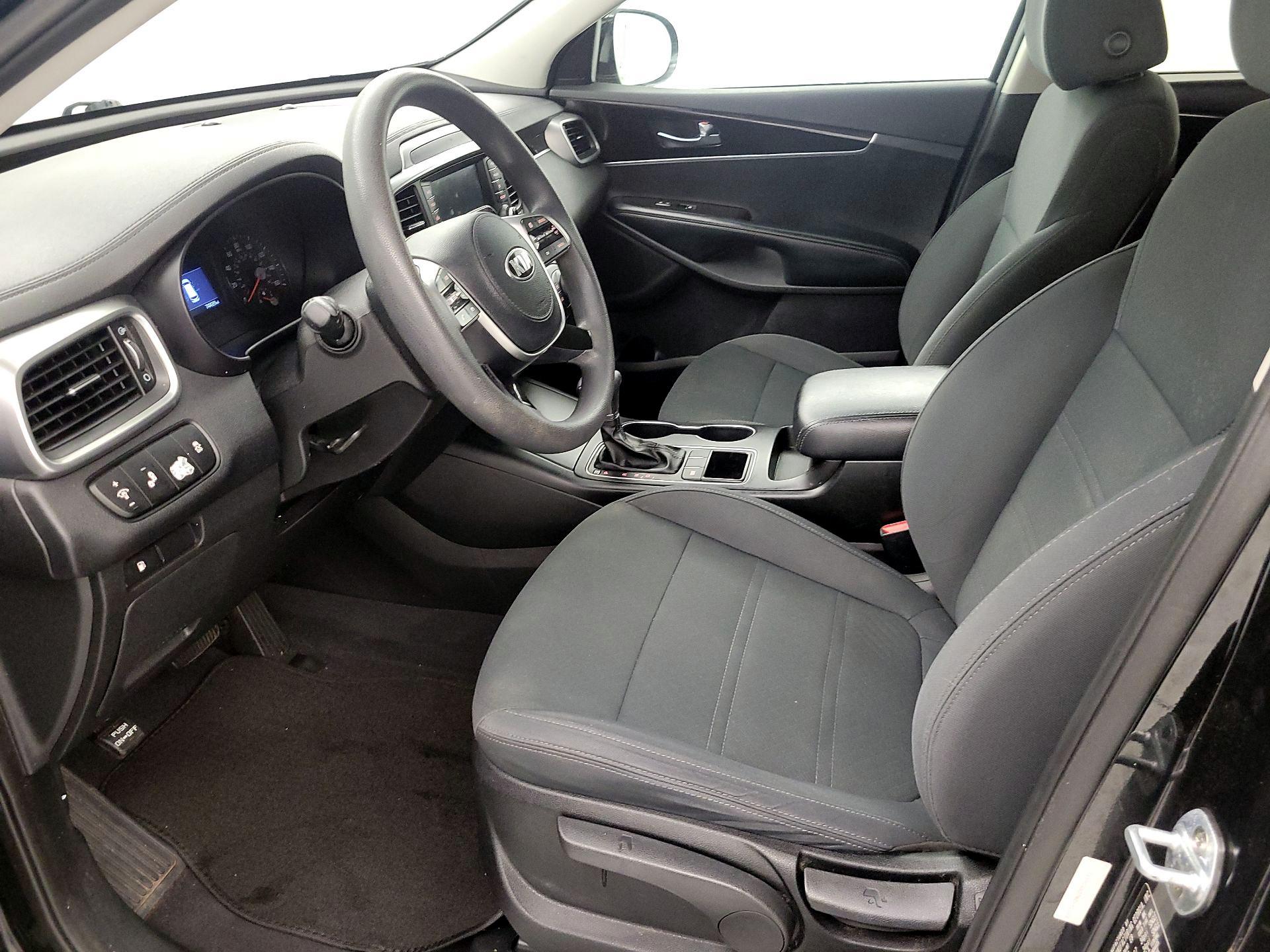 Thumbnail: 2019 Kia Sorento - 11