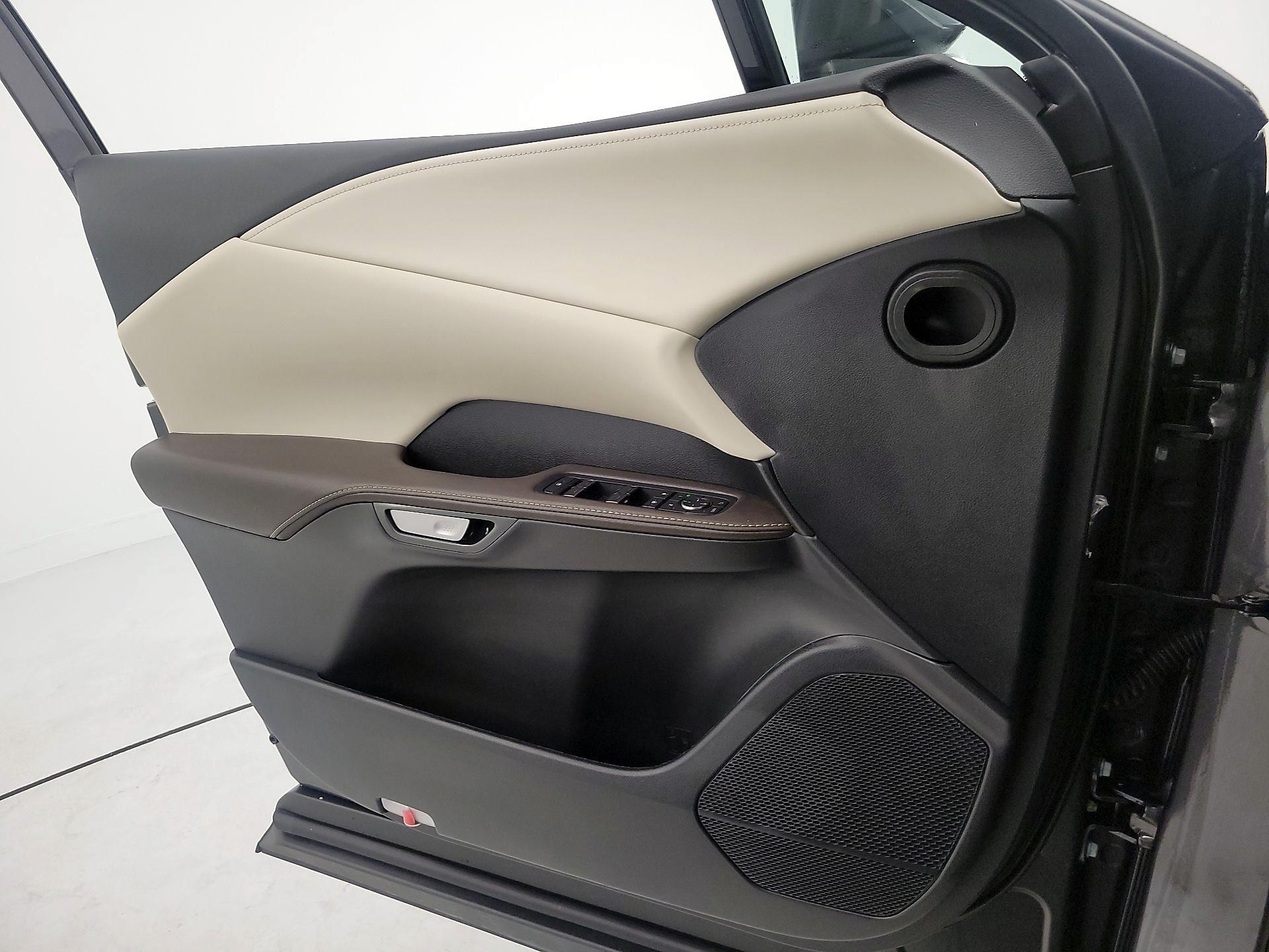 Thumbnail: 2025 Lexus RX - 12