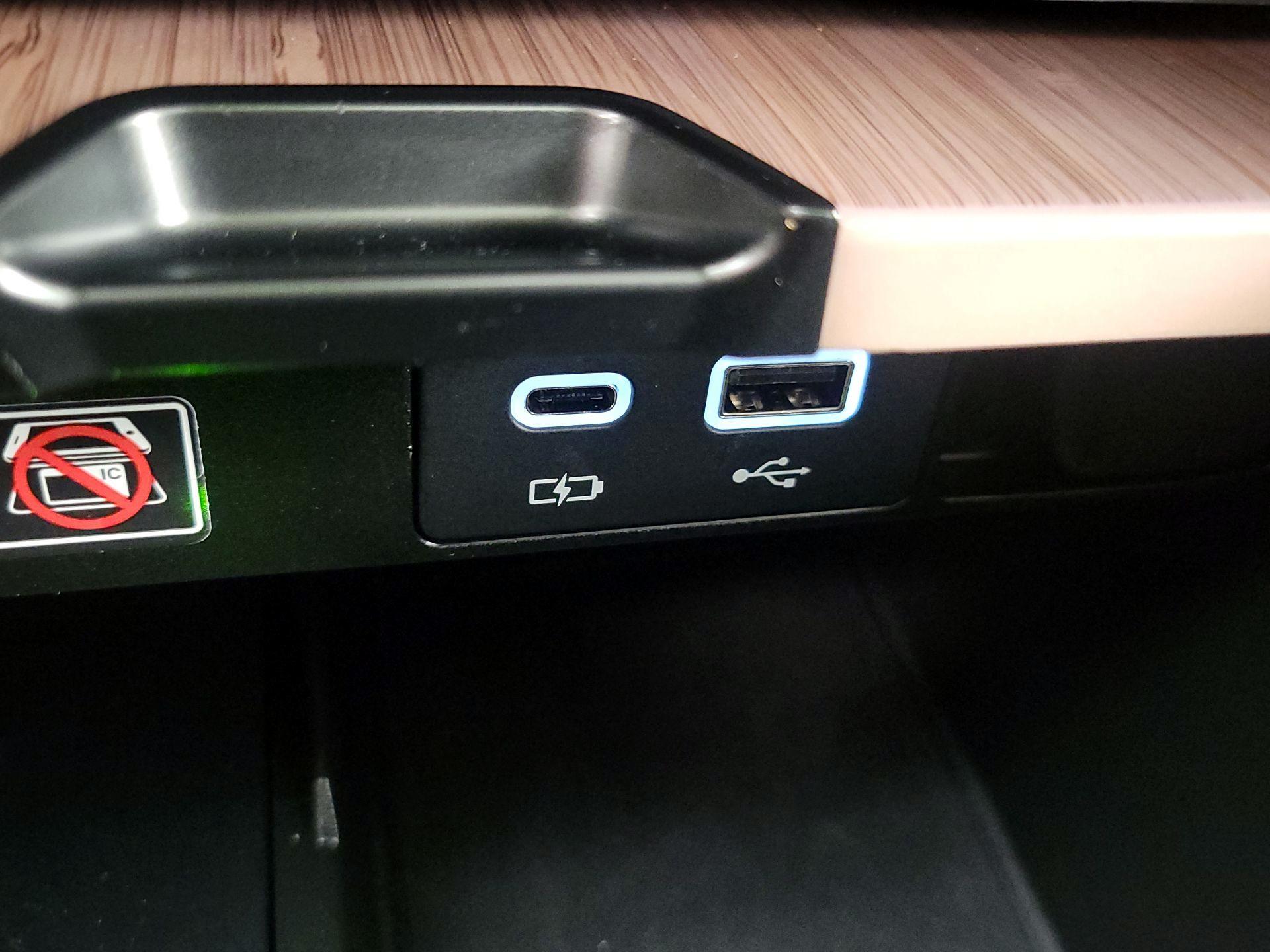 Thumbnail: 2025 Lexus RX - 18