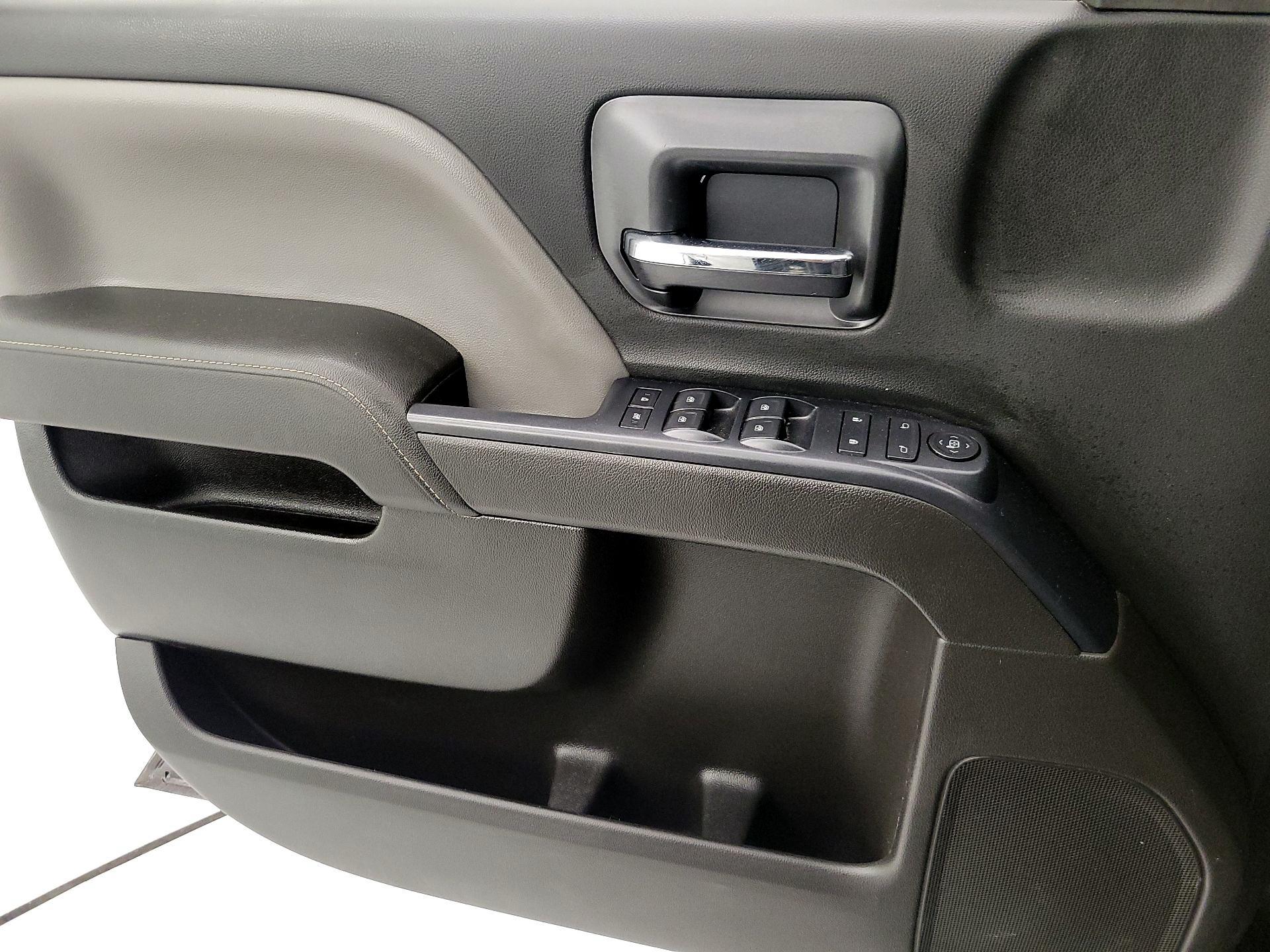 Thumbnail: 2015 Chevrolet Silverado 1500 - 12