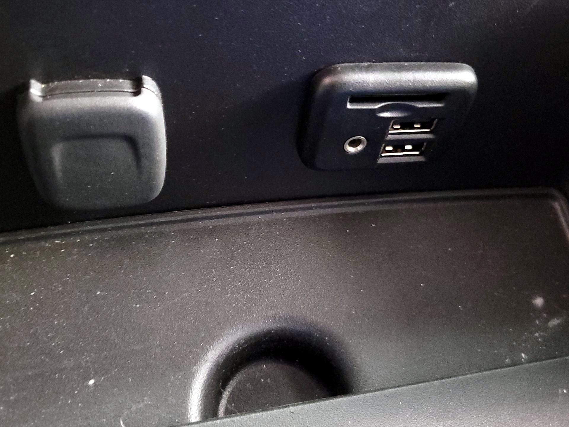 Thumbnail: 2015 Chevrolet Silverado 1500 - 17