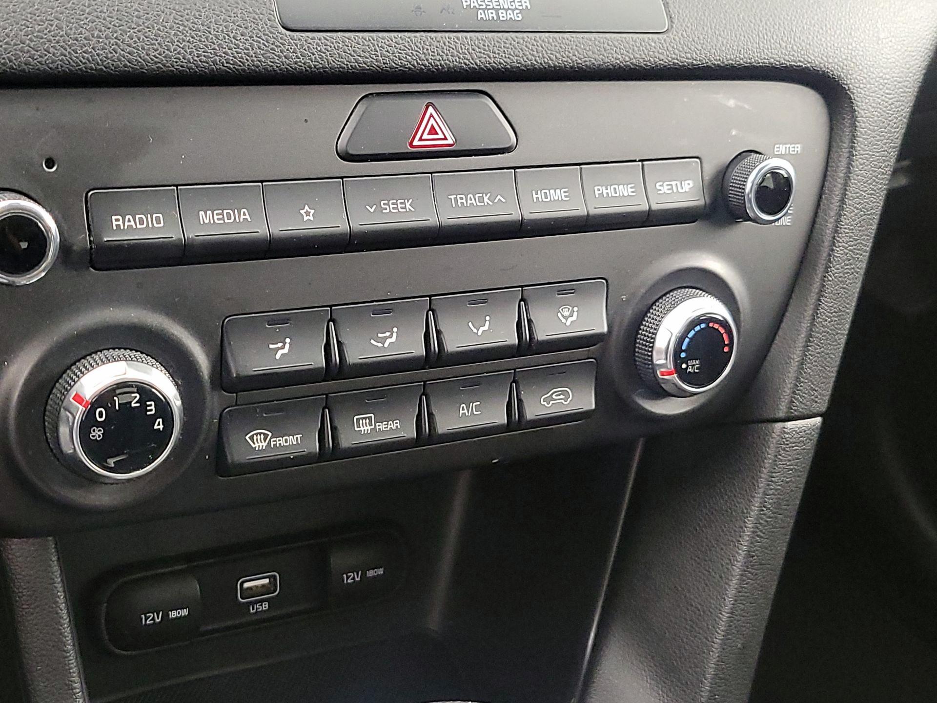 Thumbnail: 2021 Kia Sportage - 16