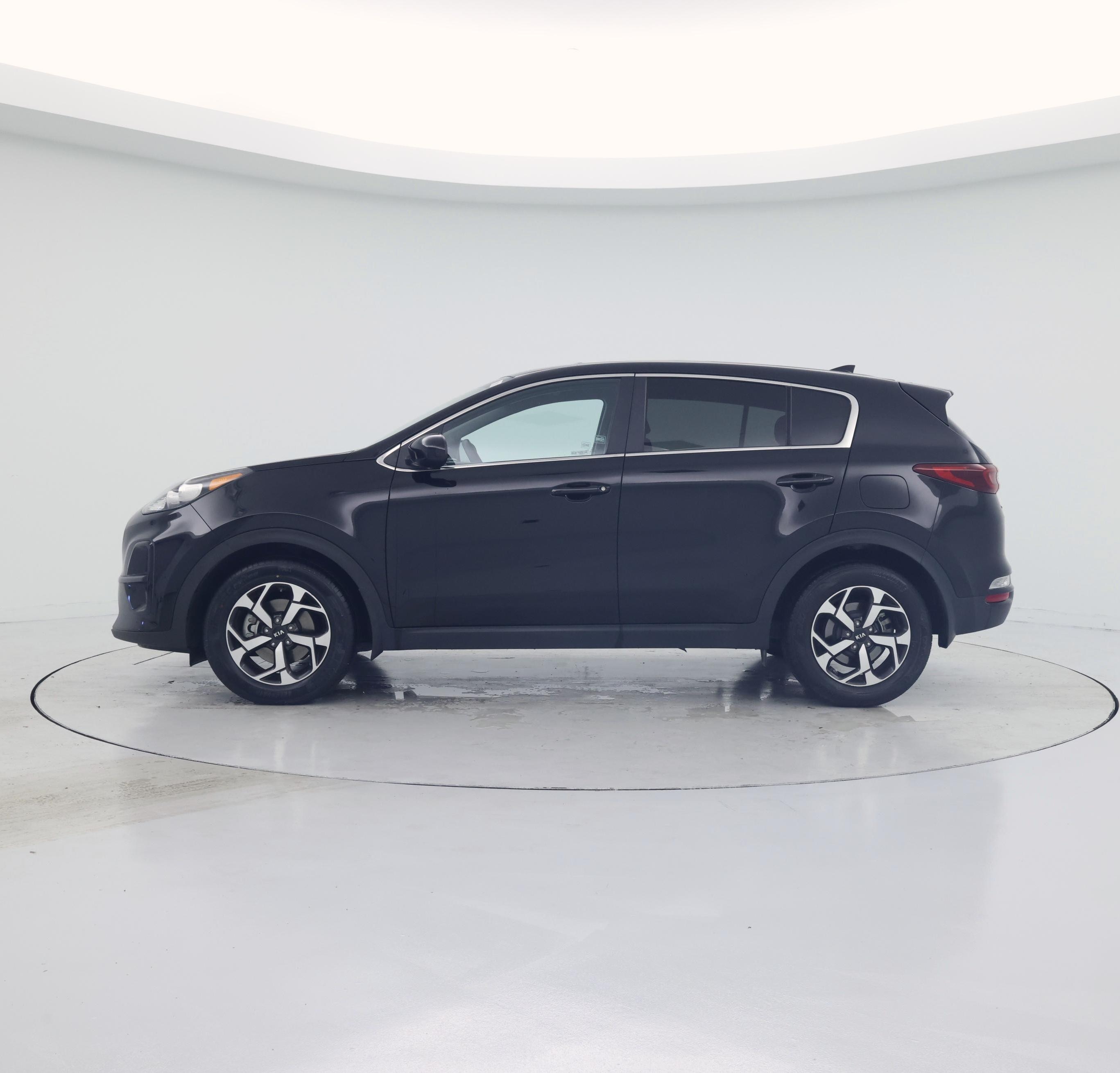 Thumbnail: 2021 Kia Sportage - 3