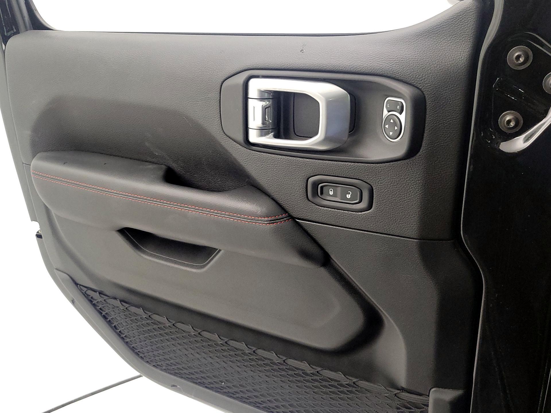 Thumbnail: 2020 Jeep Gladiator - 12