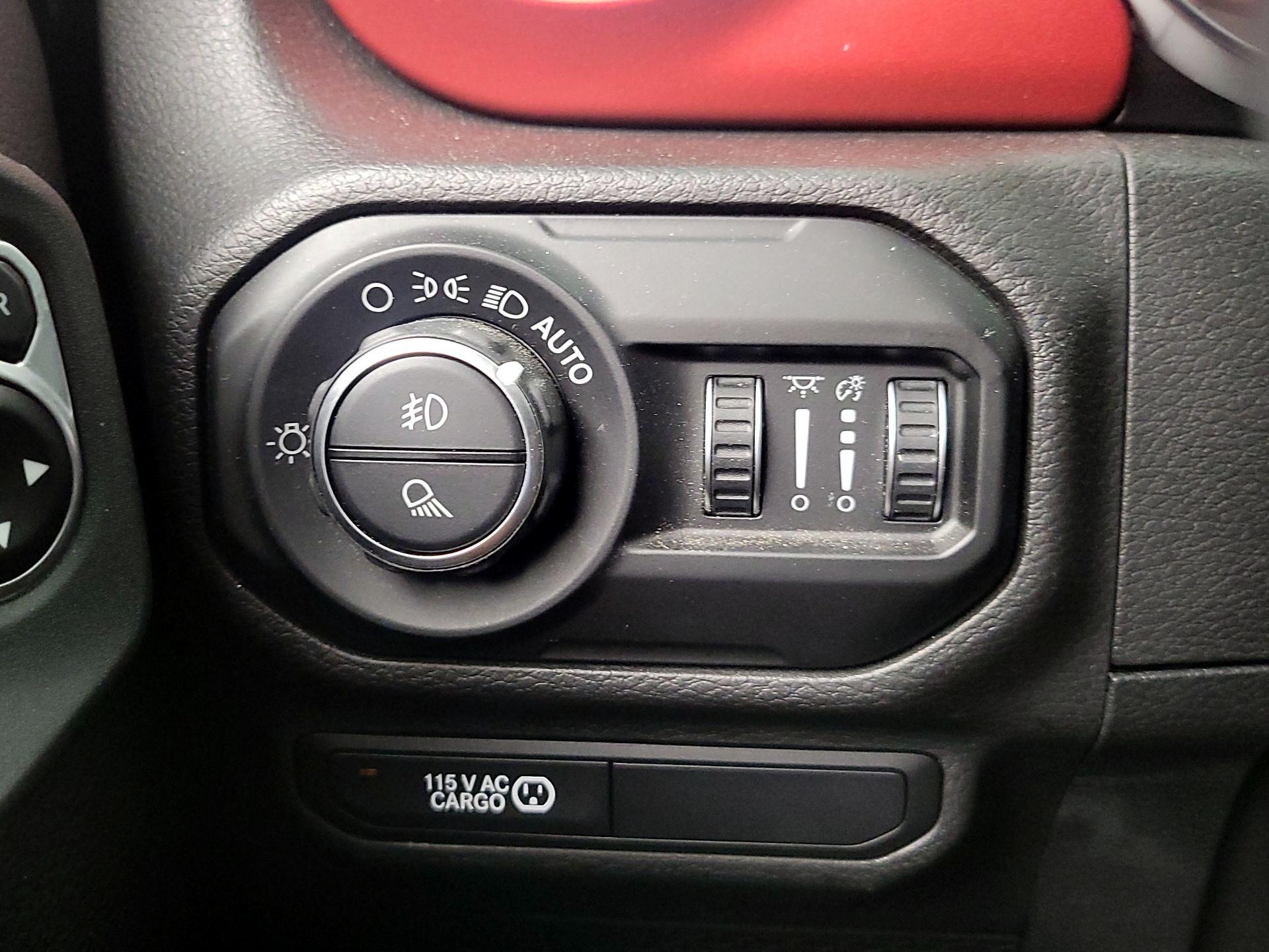 Thumbnail: 2020 Jeep Gladiator - 13