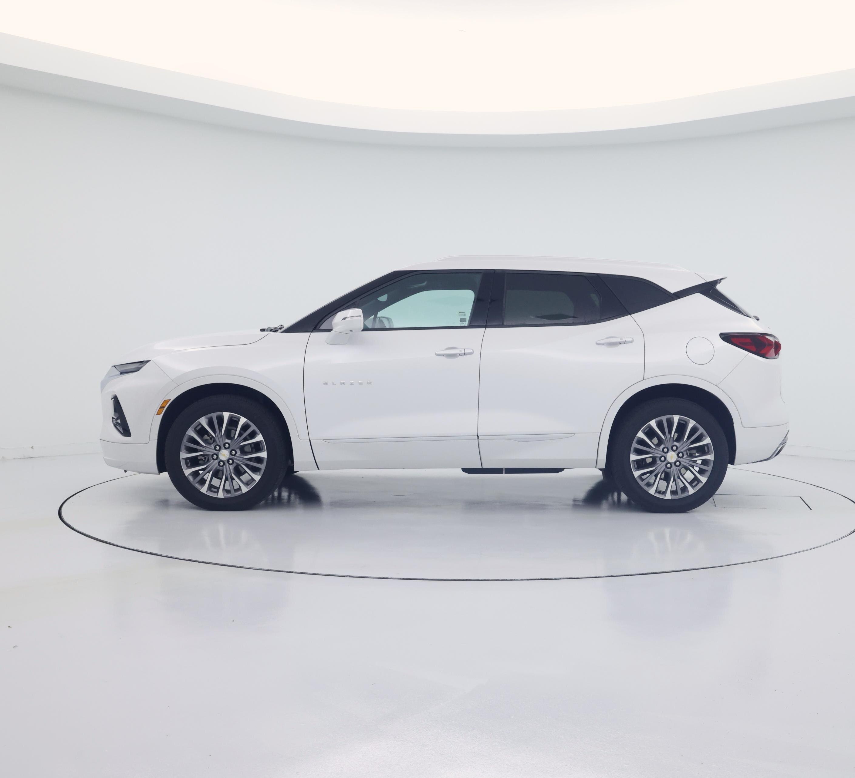 Thumbnail: 2020 Chevrolet Blazer - 3