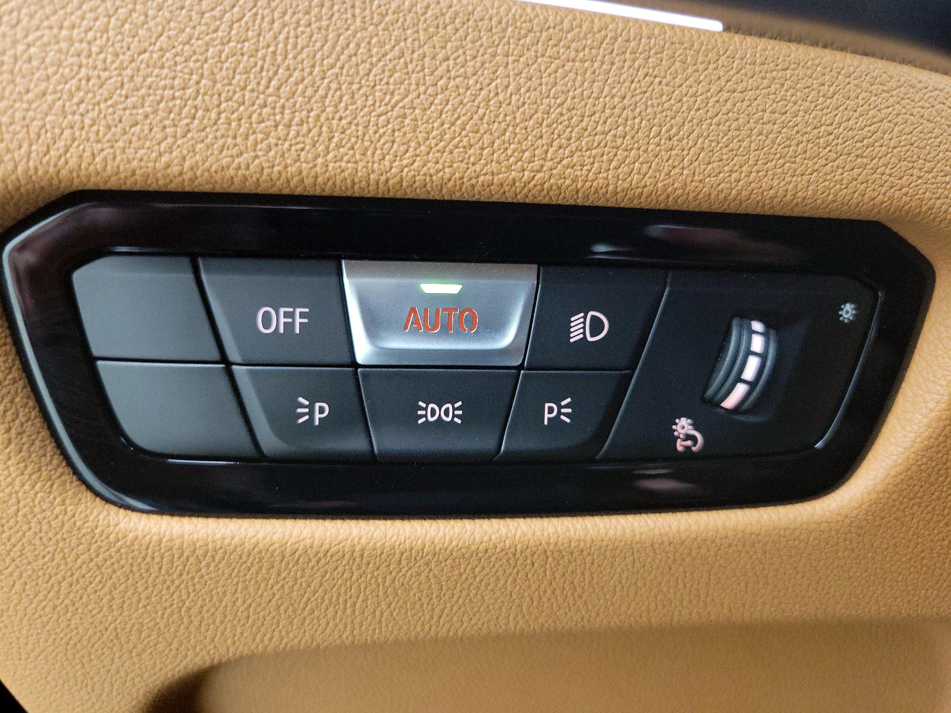 Thumbnail: 2024 BMW 4 Series - 13