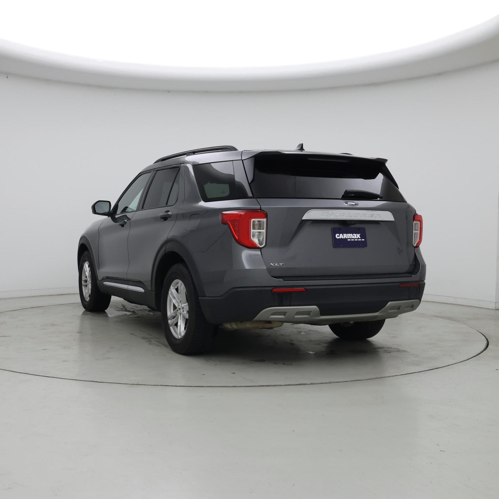 Thumbnail: 2022 Ford Explorer - 2
