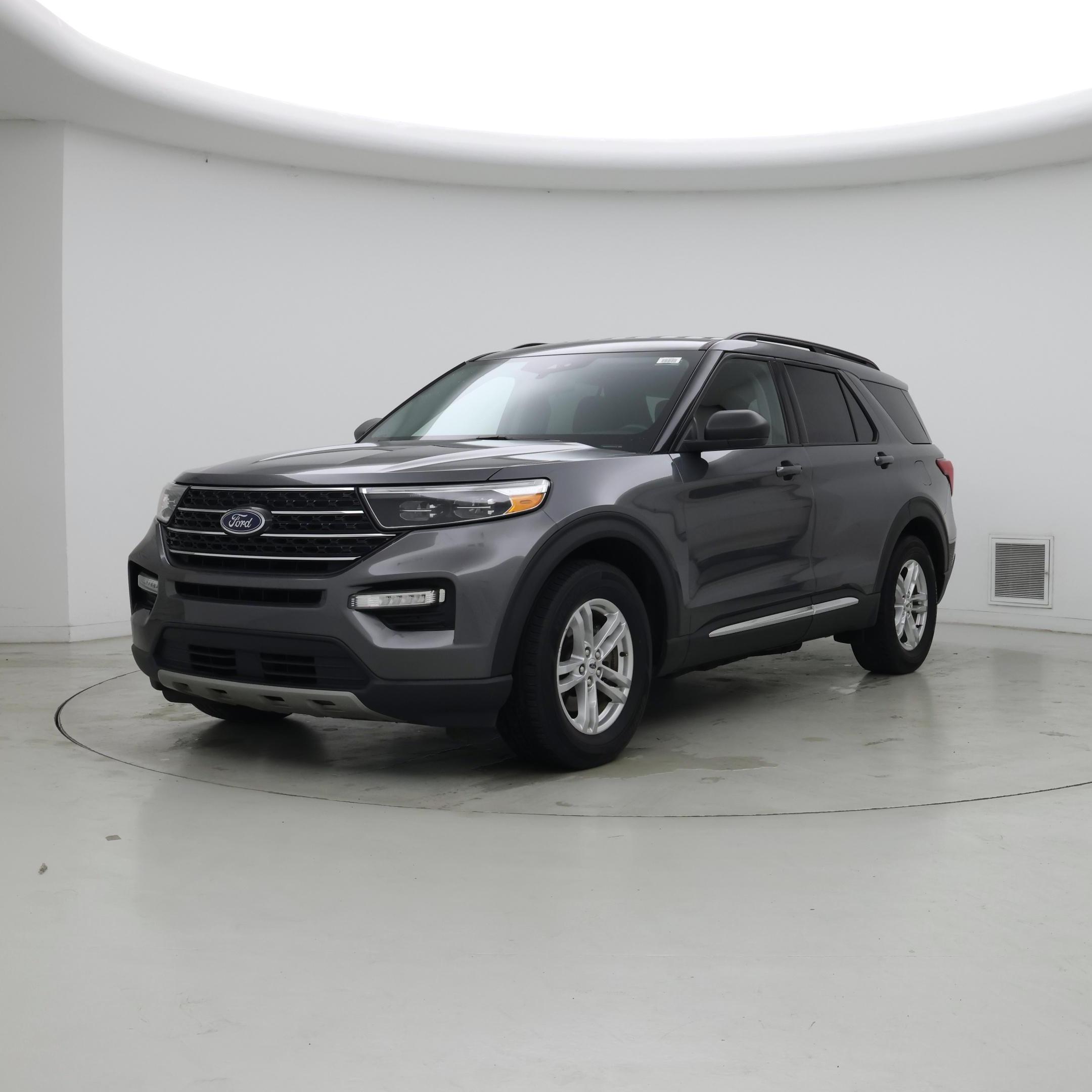Thumbnail: 2022 Ford Explorer - 4