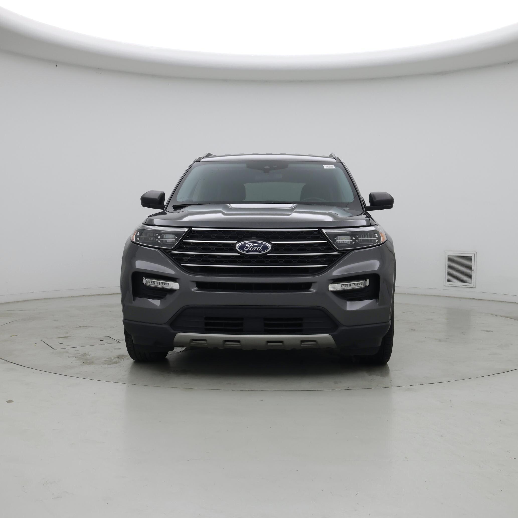 Thumbnail: 2022 Ford Explorer - 5