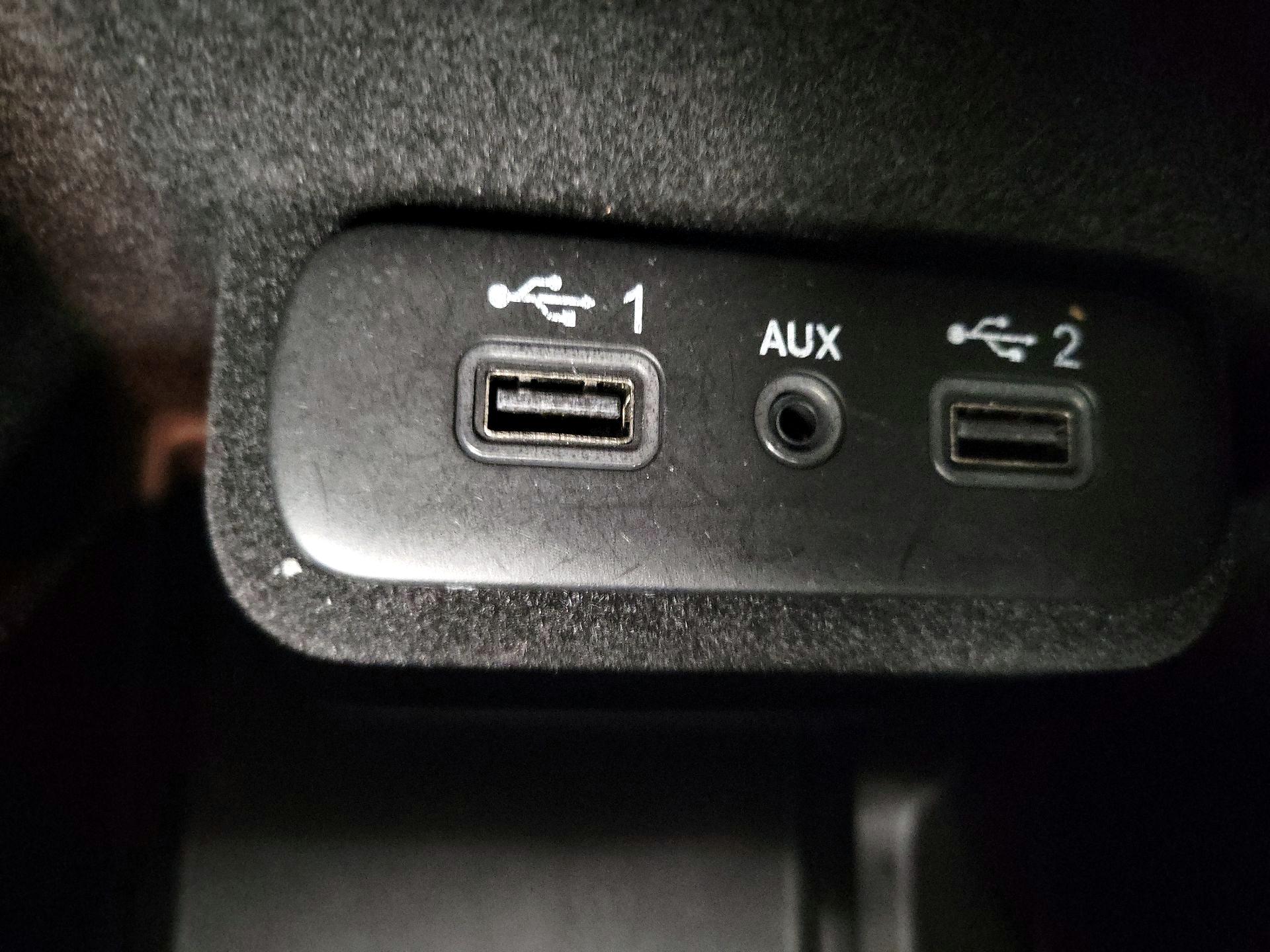 Thumbnail: 2023 Dodge Charger - 18