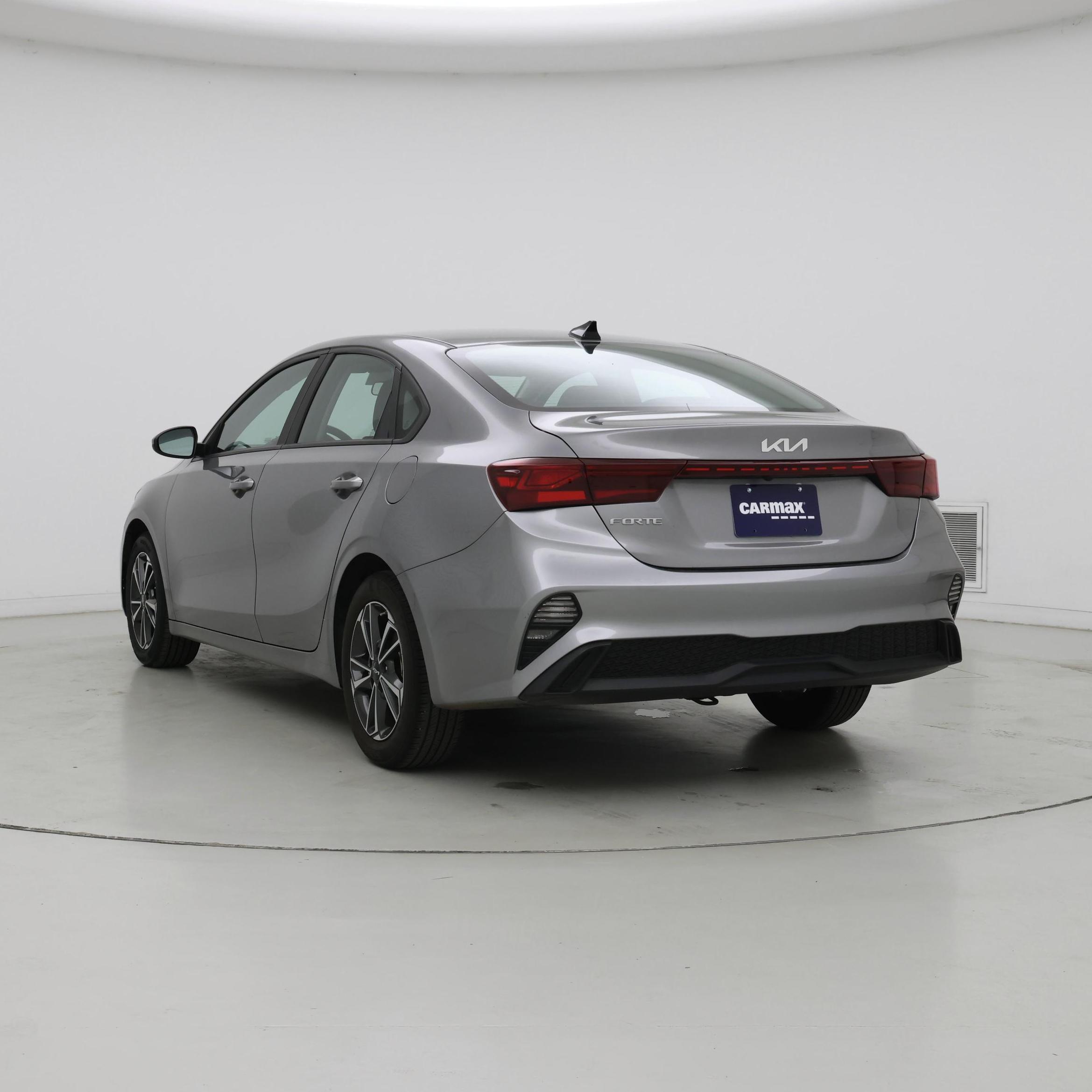 Thumbnail: 2024 Kia Forte - 2