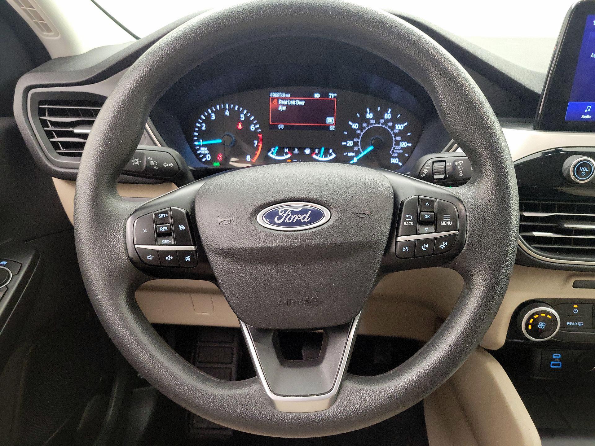 Thumbnail: 2022 Ford Escape - 10