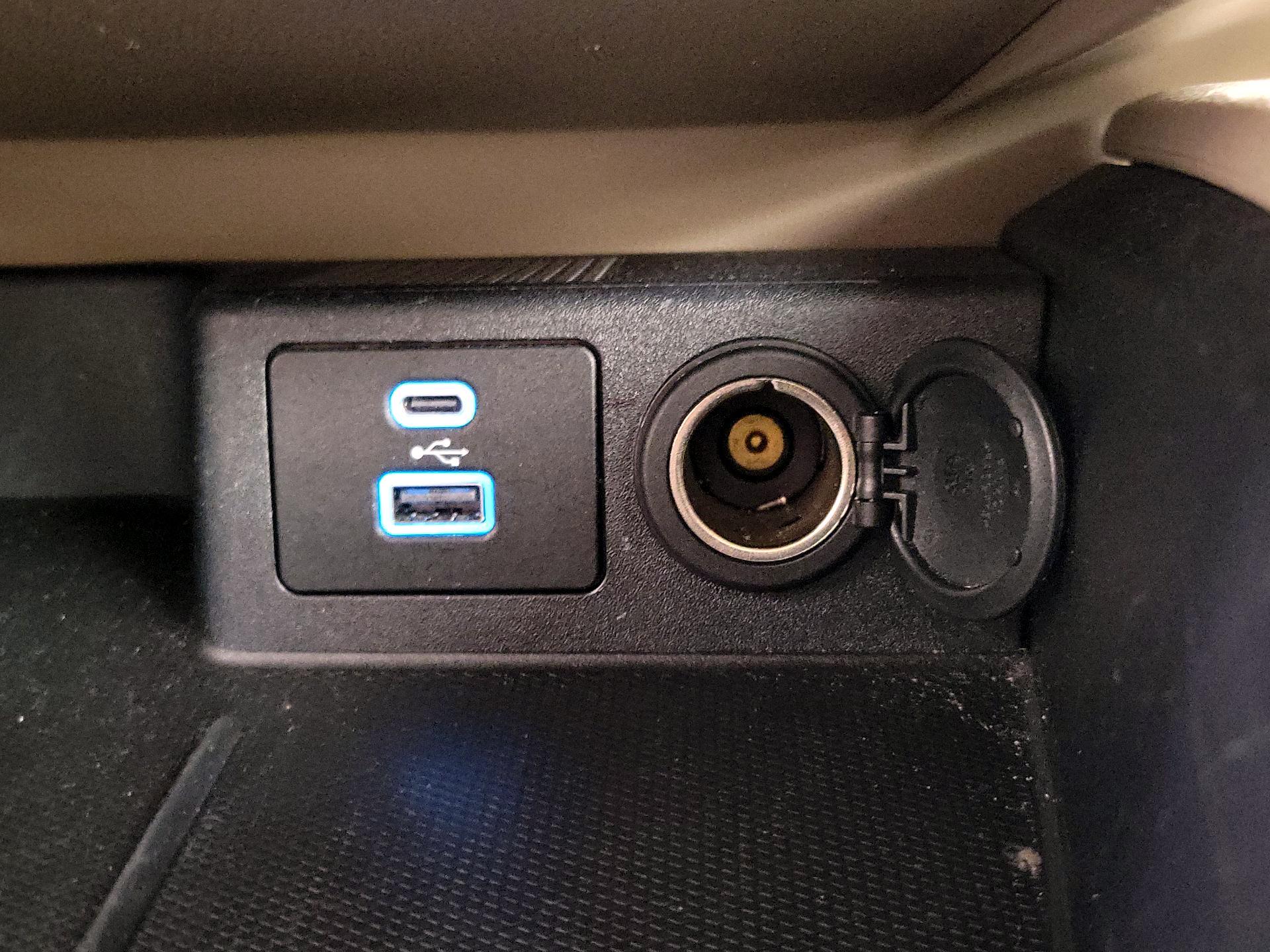 Thumbnail: 2022 Ford Escape - 18