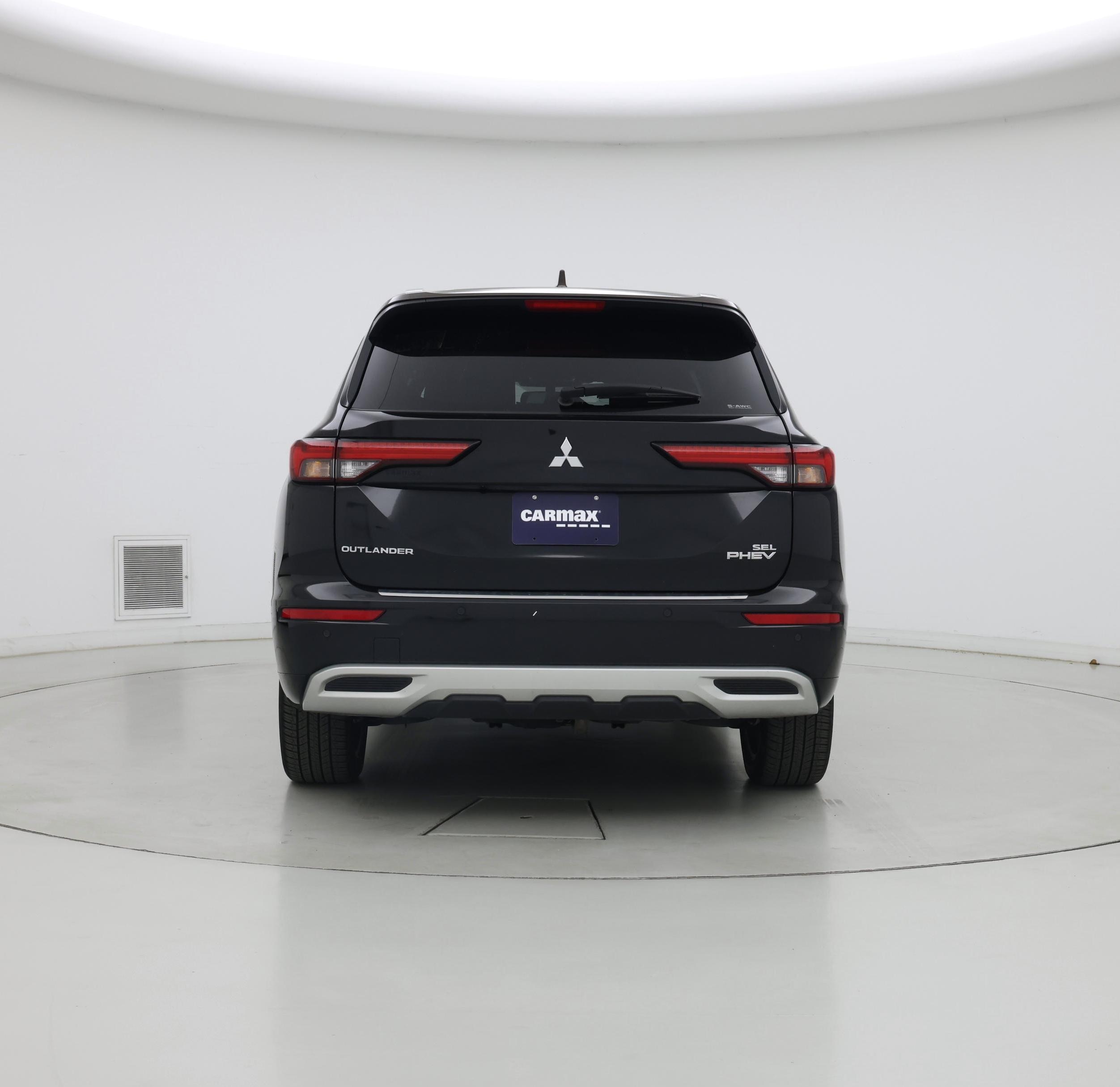 Thumbnail: 2023 Mitsubishi Outlander - 6