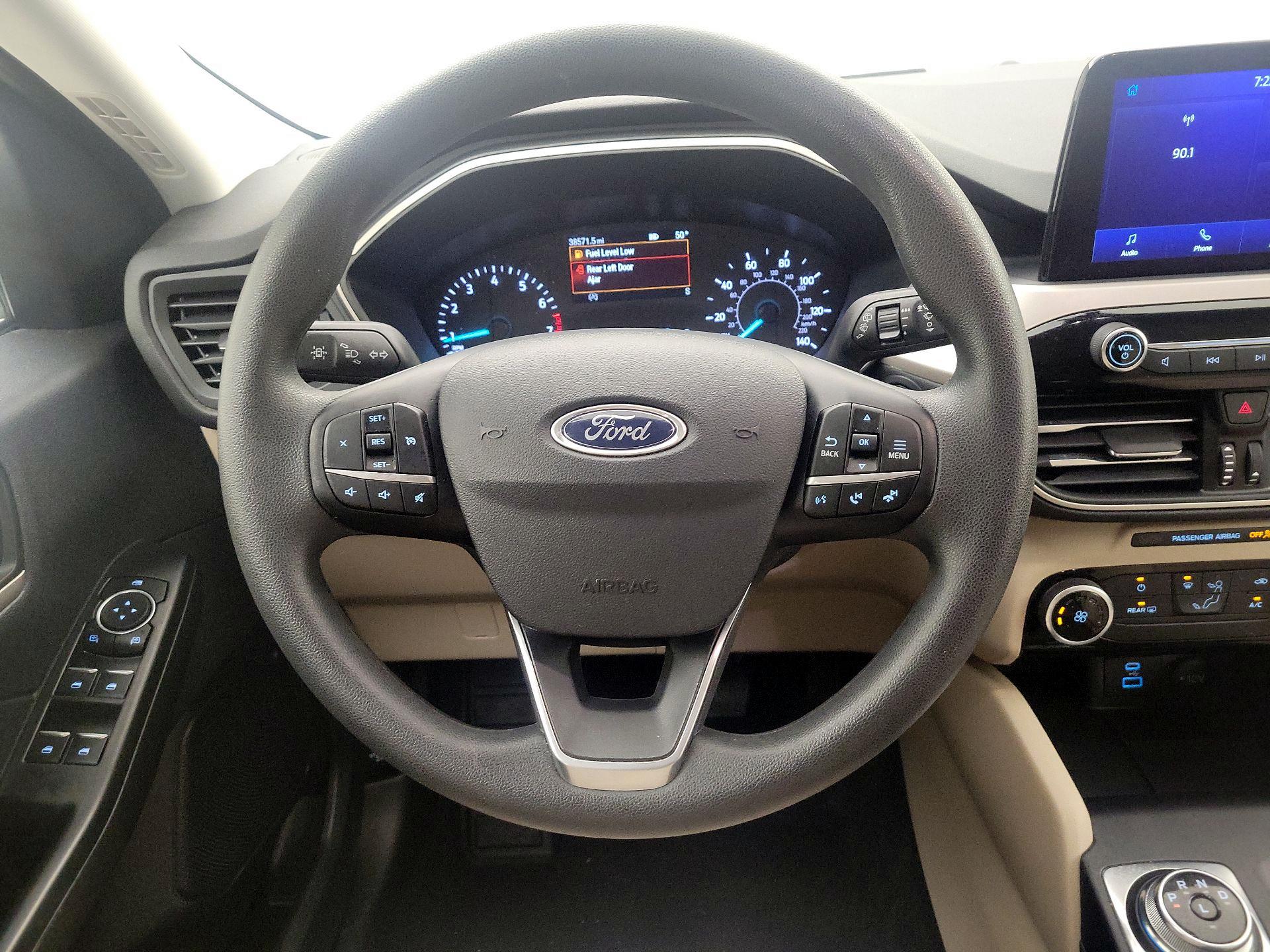 Thumbnail: 2022 Ford Escape - 10
