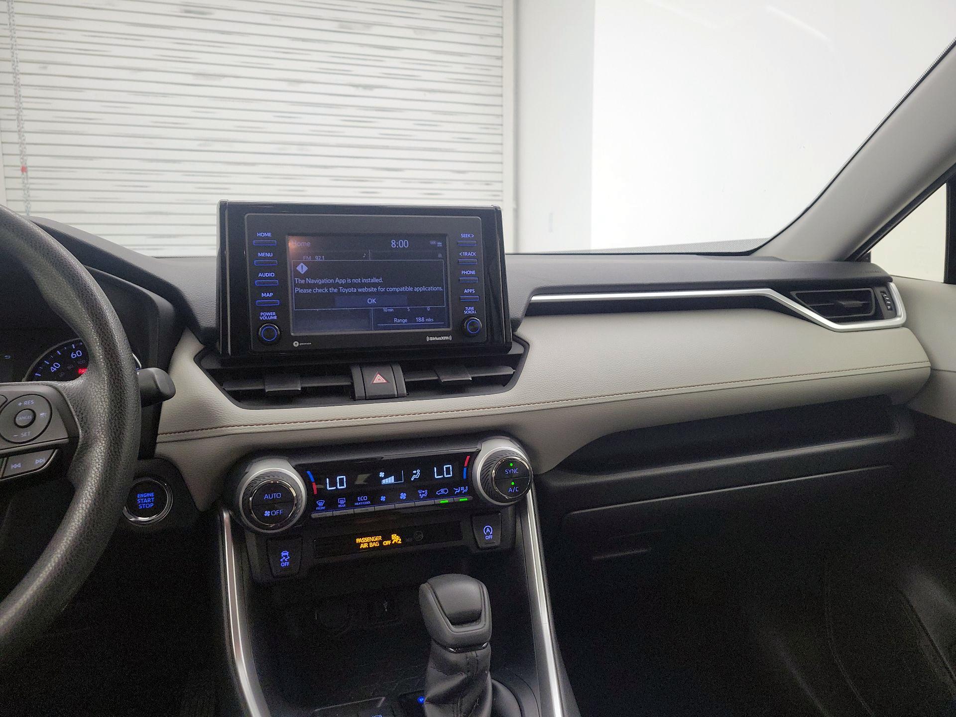 Thumbnail: 2021 Toyota RAV4 - 9