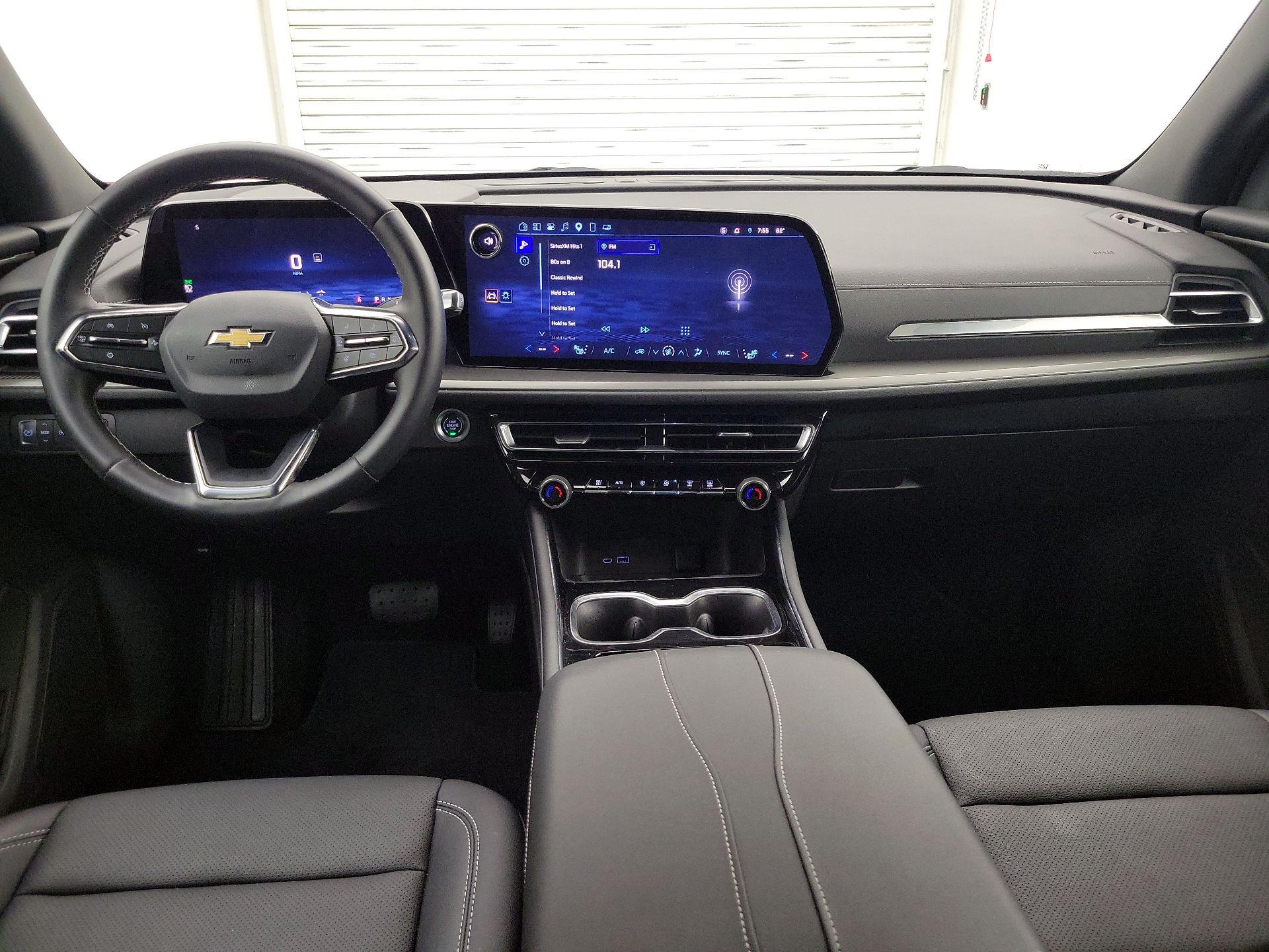 Thumbnail: 2025 Chevrolet Traverse - 9