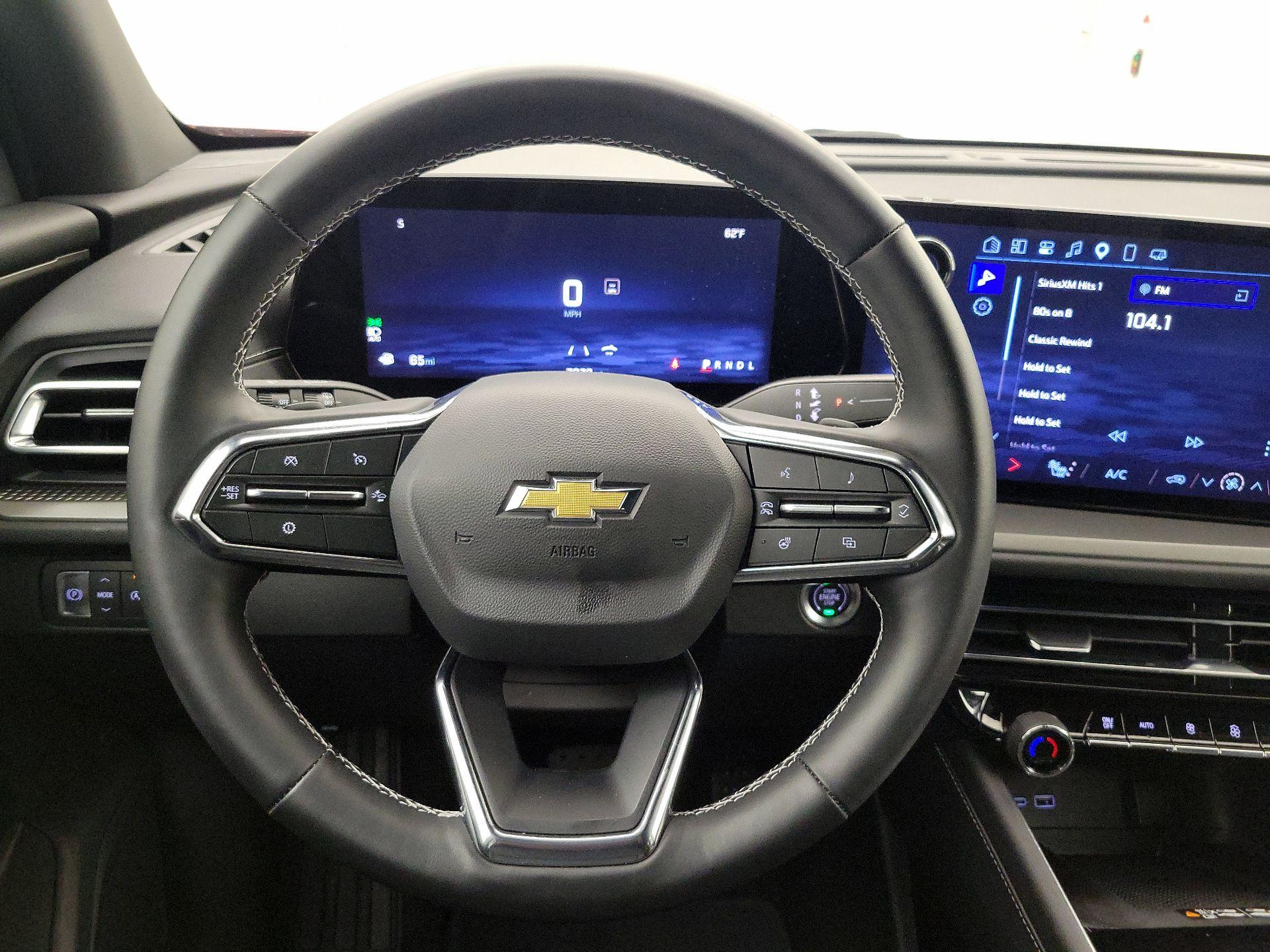 Thumbnail: 2025 Chevrolet Traverse - 10