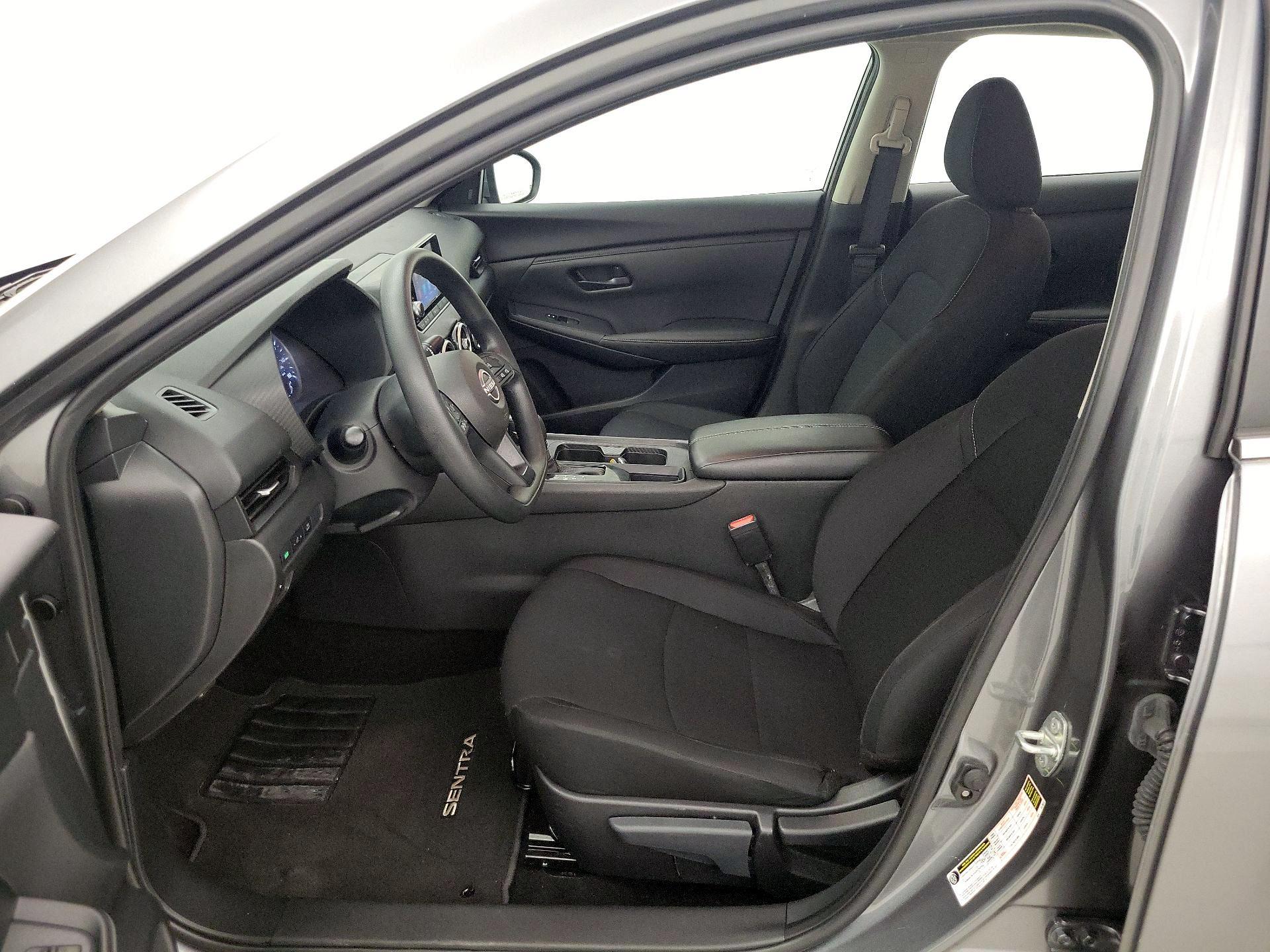 Thumbnail: 2024 Nissan Sentra - 9