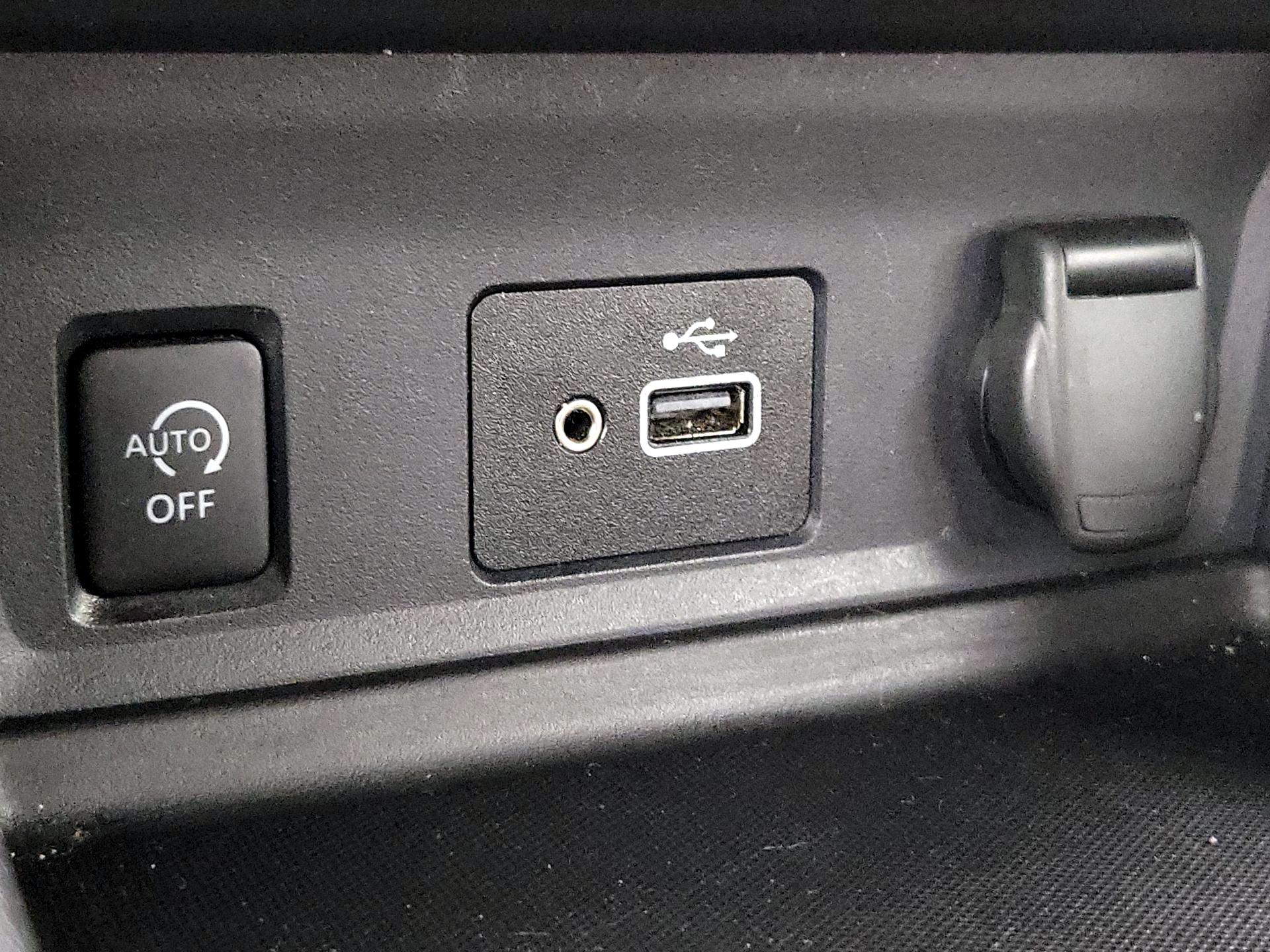 Thumbnail: 2024 Nissan Sentra - 16