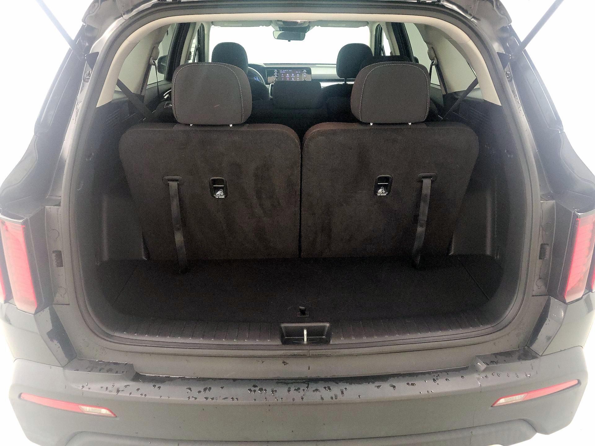 Thumbnail: 2023 Kia Sorento - 20