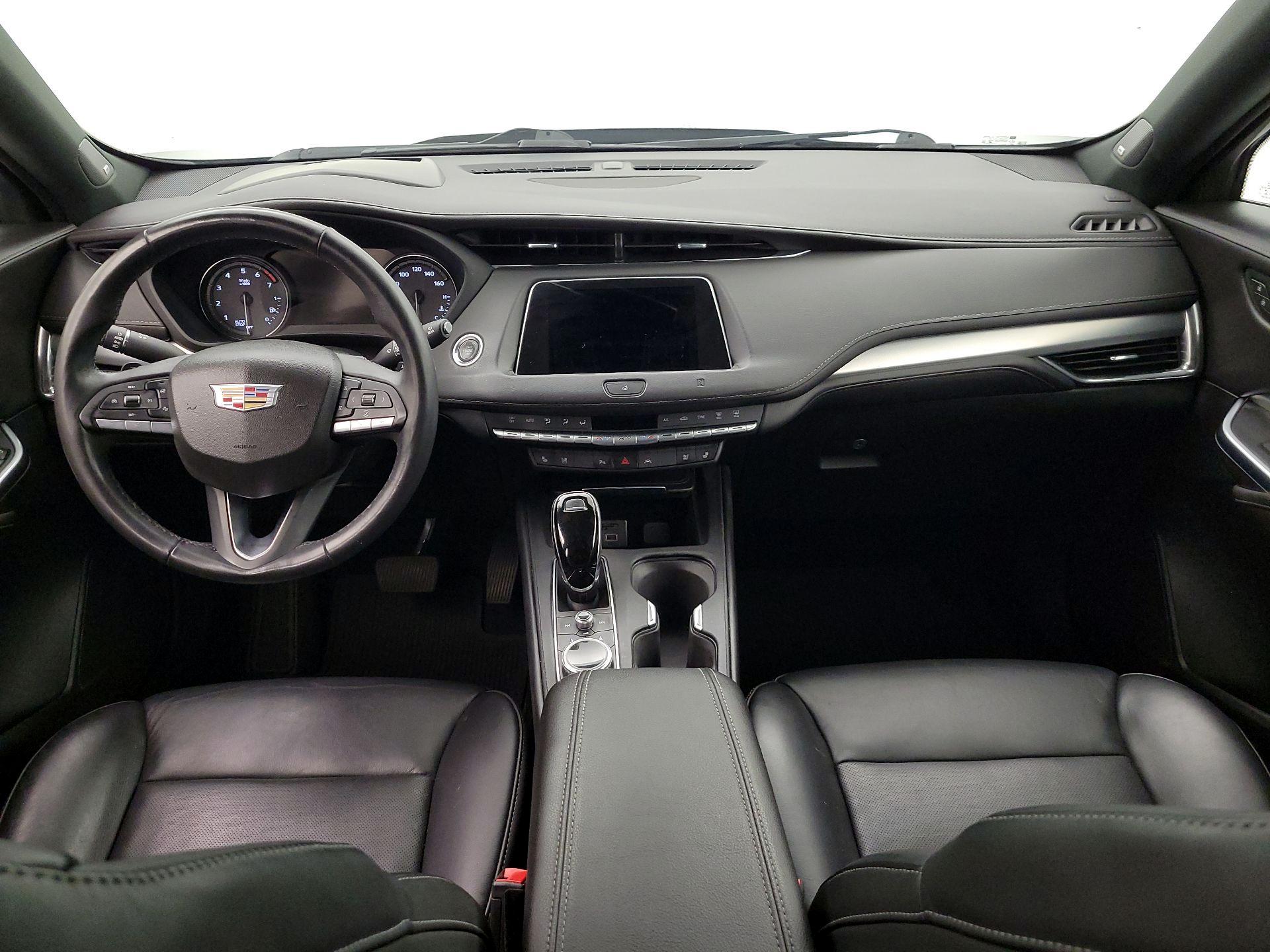 Thumbnail: 2020 Cadillac XT4 - 9