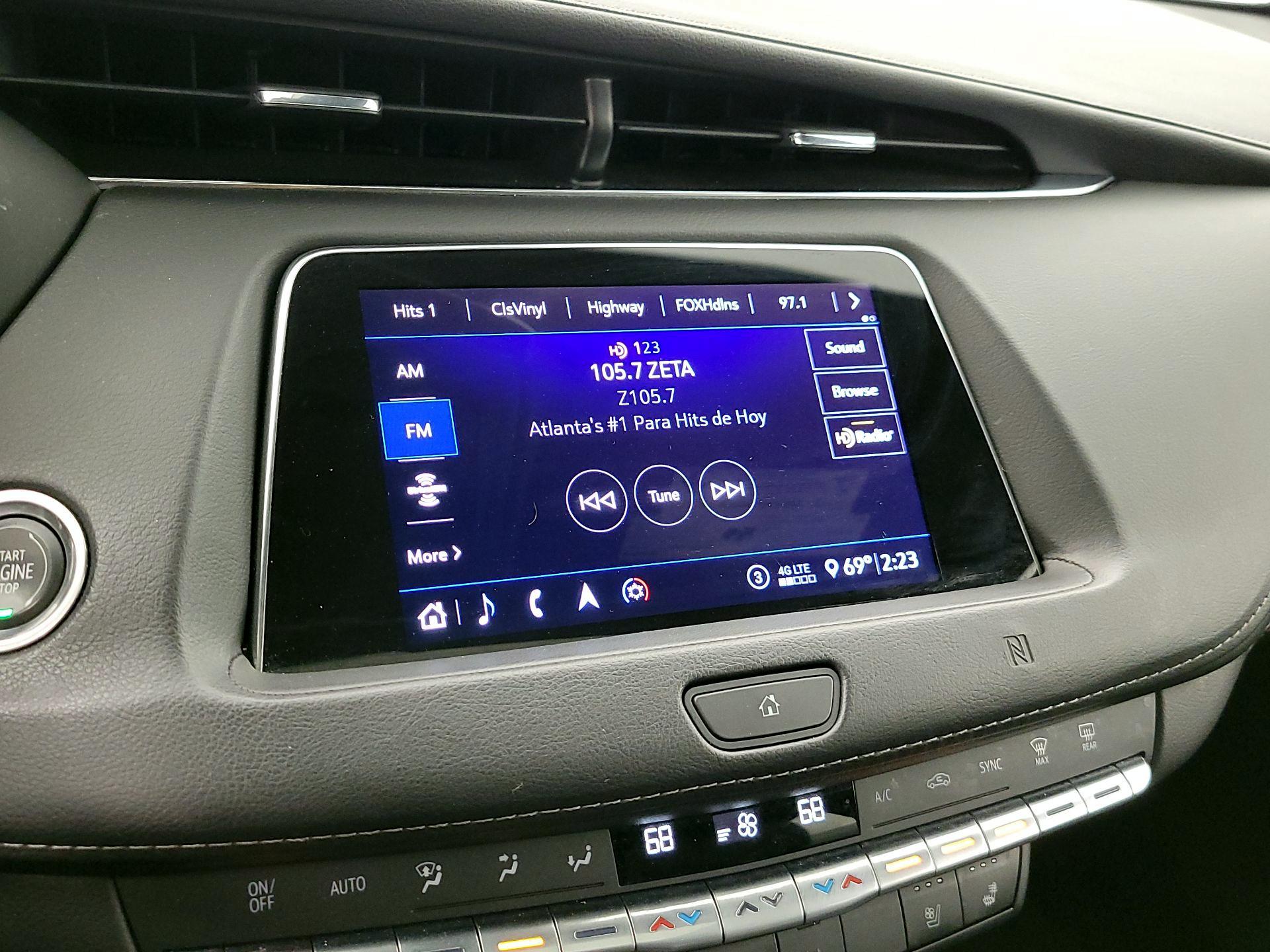 Thumbnail: 2020 Cadillac XT4 - 16