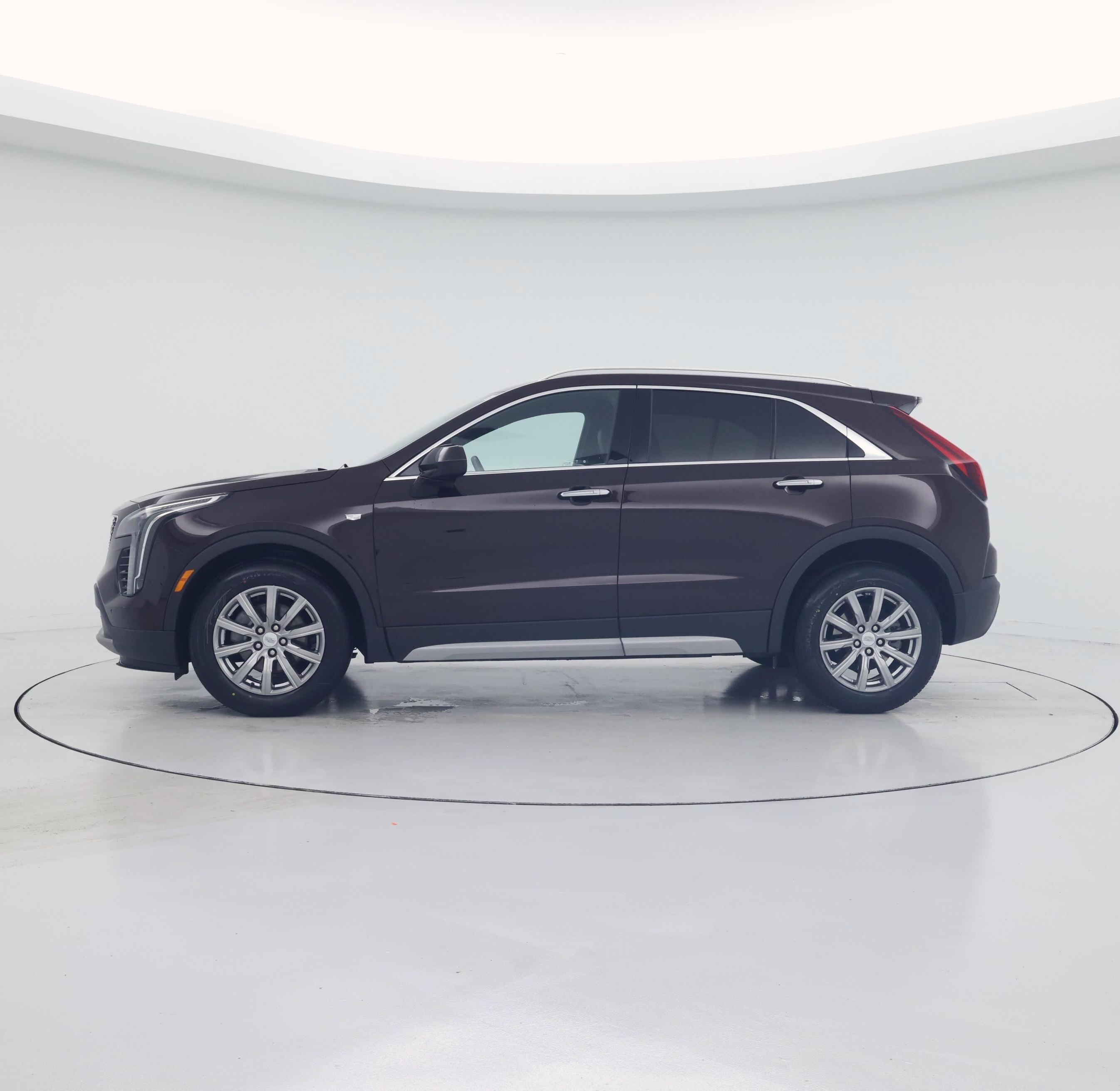Thumbnail: 2020 Cadillac XT4 - 3