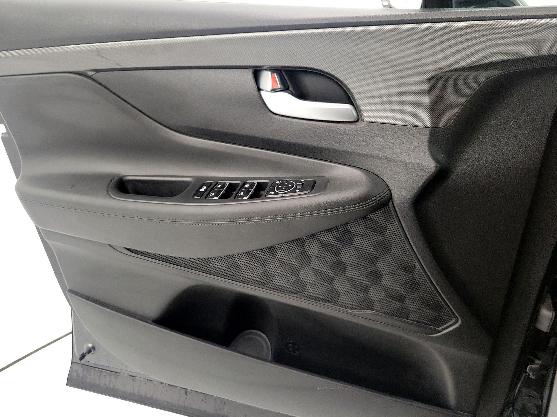 Thumbnail: 2023 Hyundai Santa Fe - 12