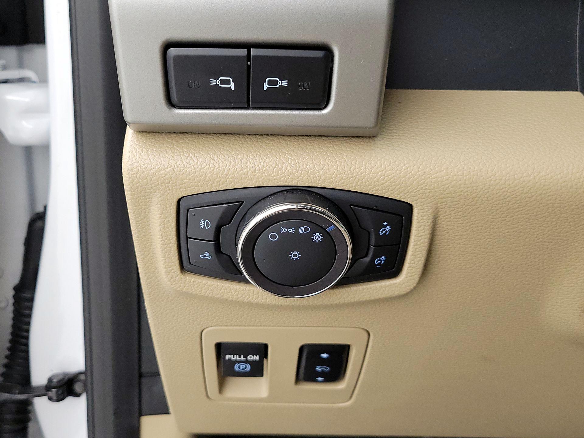 Thumbnail: 2018 Ford F-150 - 13