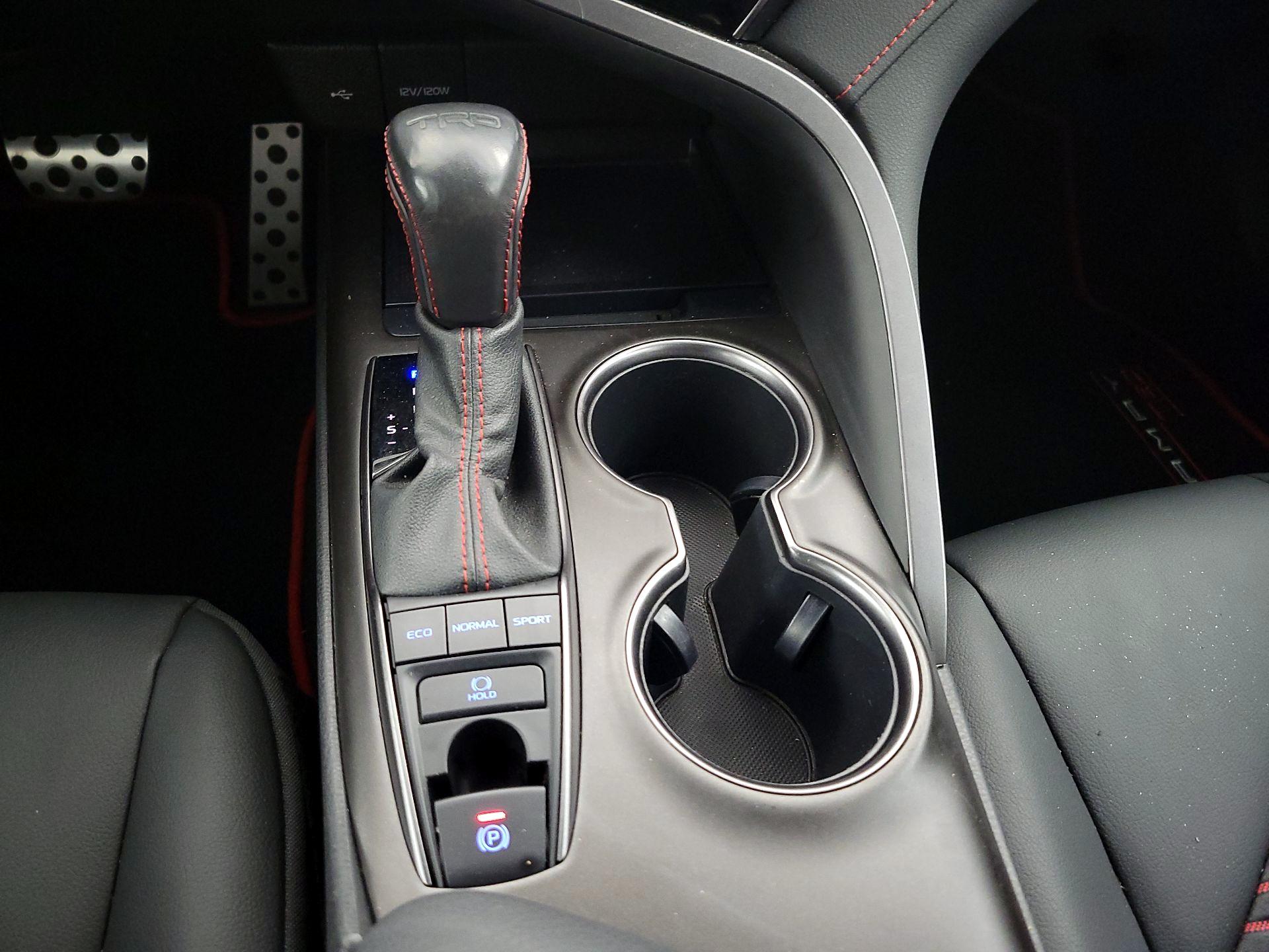 Thumbnail: 2021 Toyota Camry - 17