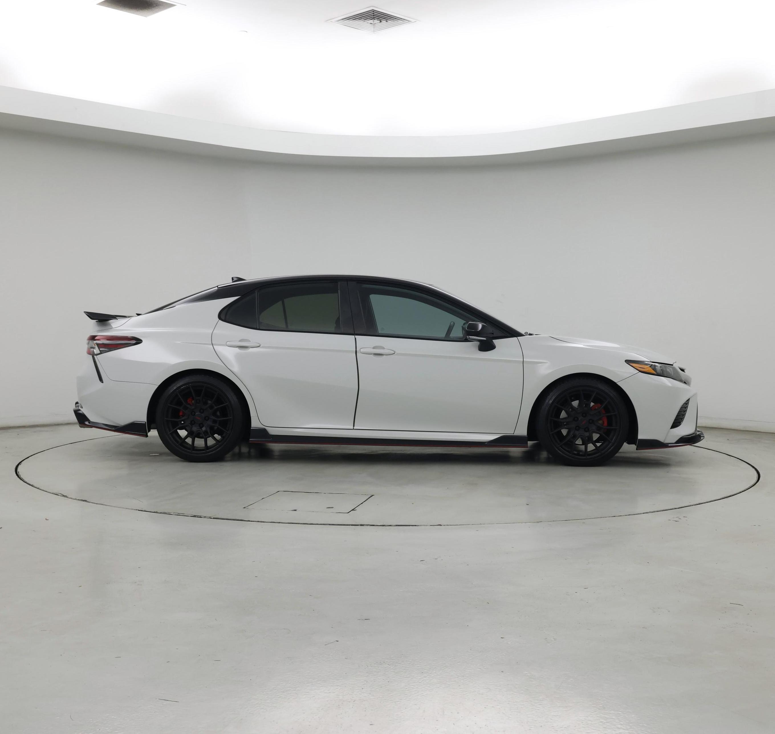 Thumbnail: 2021 Toyota Camry - 7