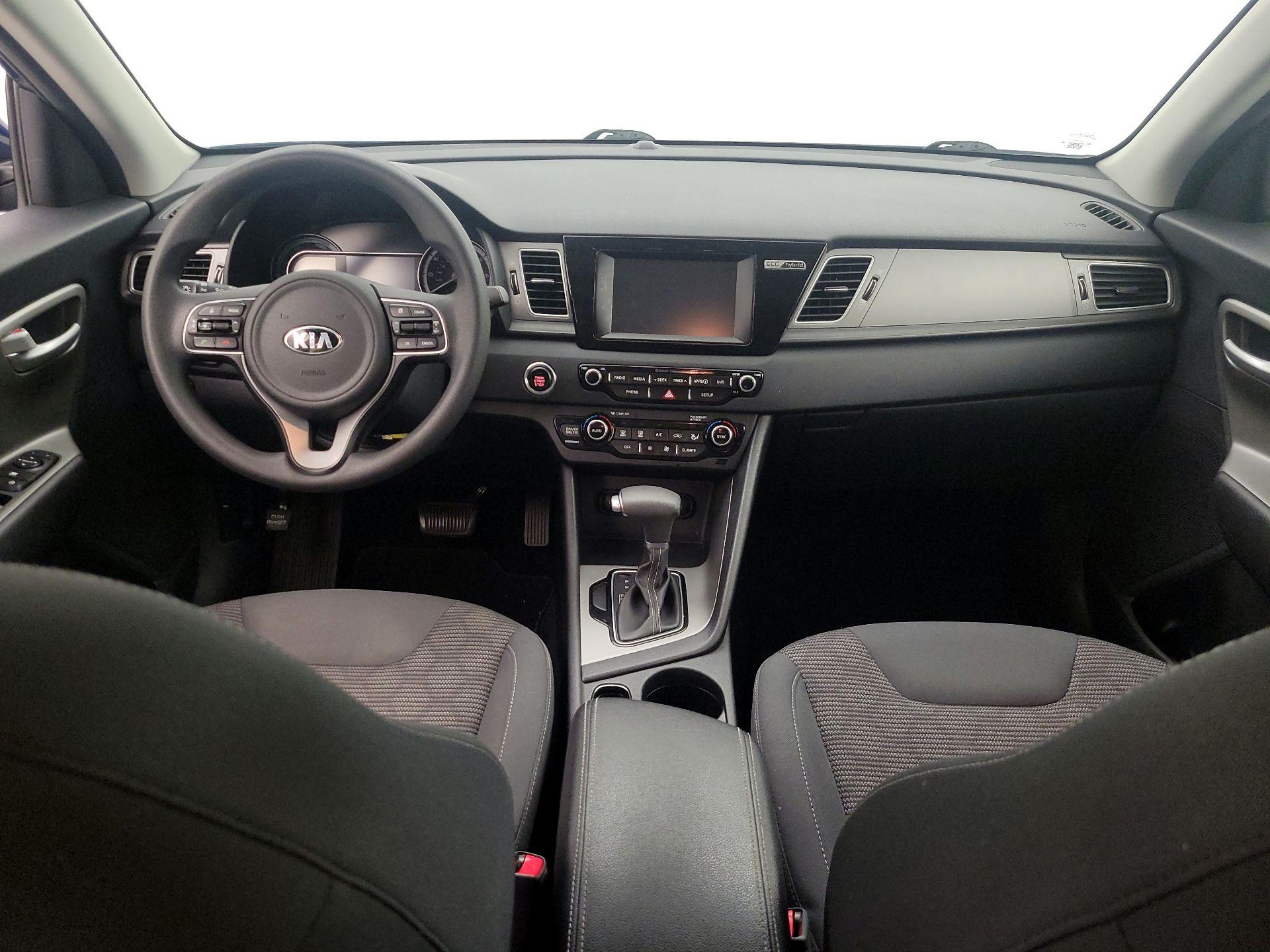 Thumbnail: 2018 Kia Niro - 9
