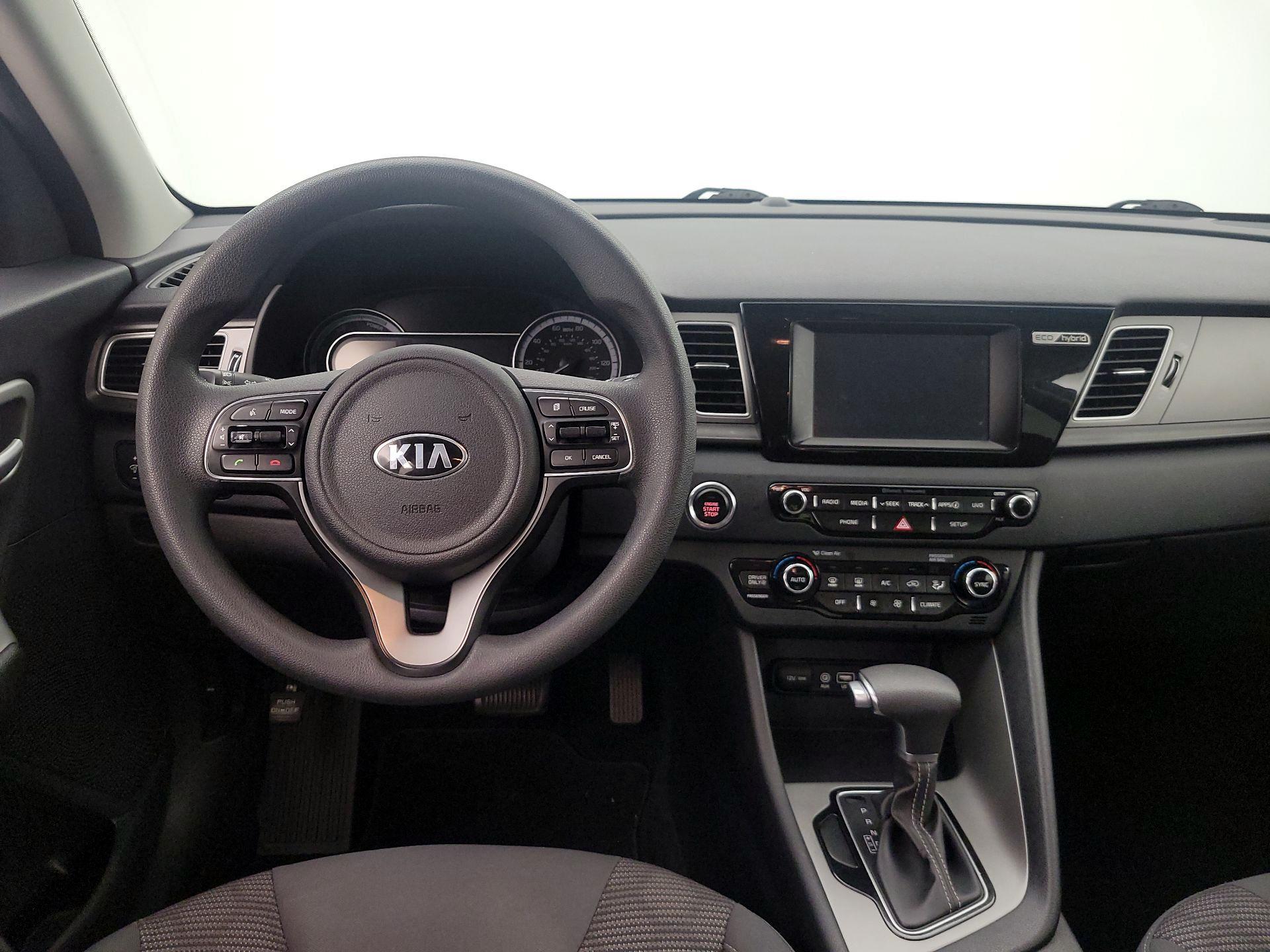 Thumbnail: 2018 Kia Niro - 10