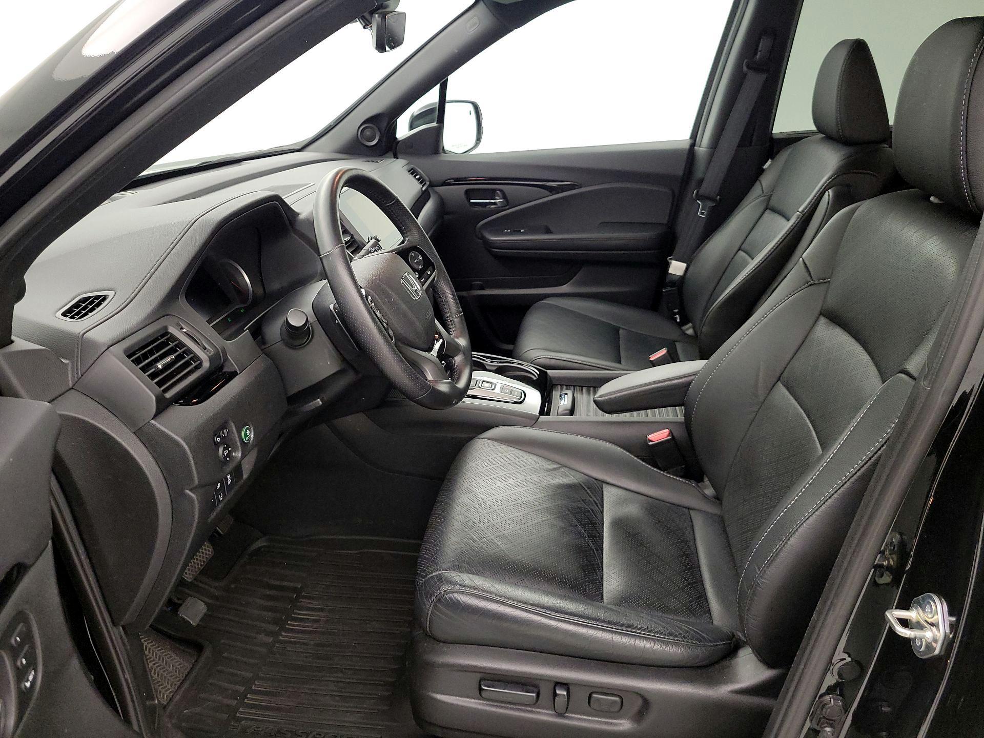 Thumbnail: 2019 Honda Passport - 11