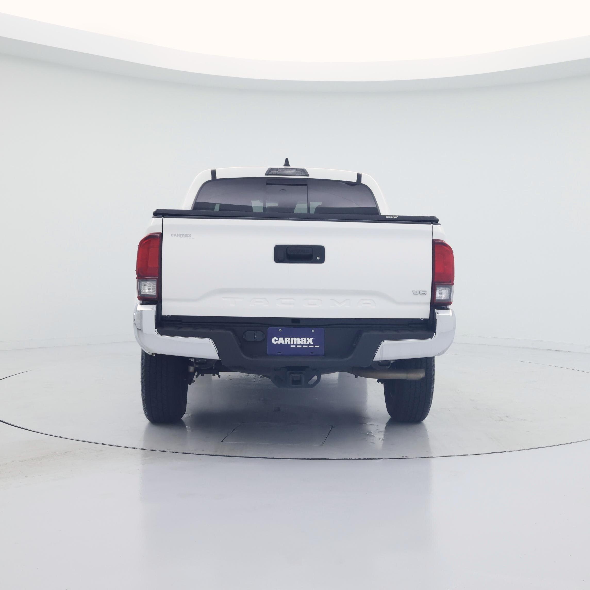 Thumbnail: 2022 Toyota Tacoma - 6