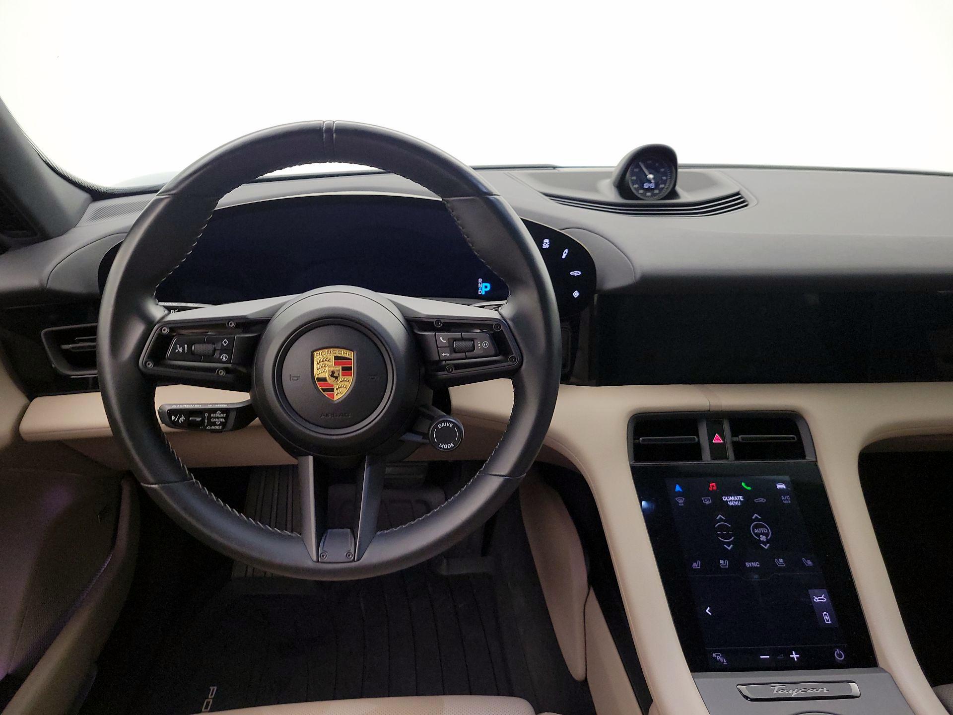 Thumbnail: 2021 Porsche Taycan - 10