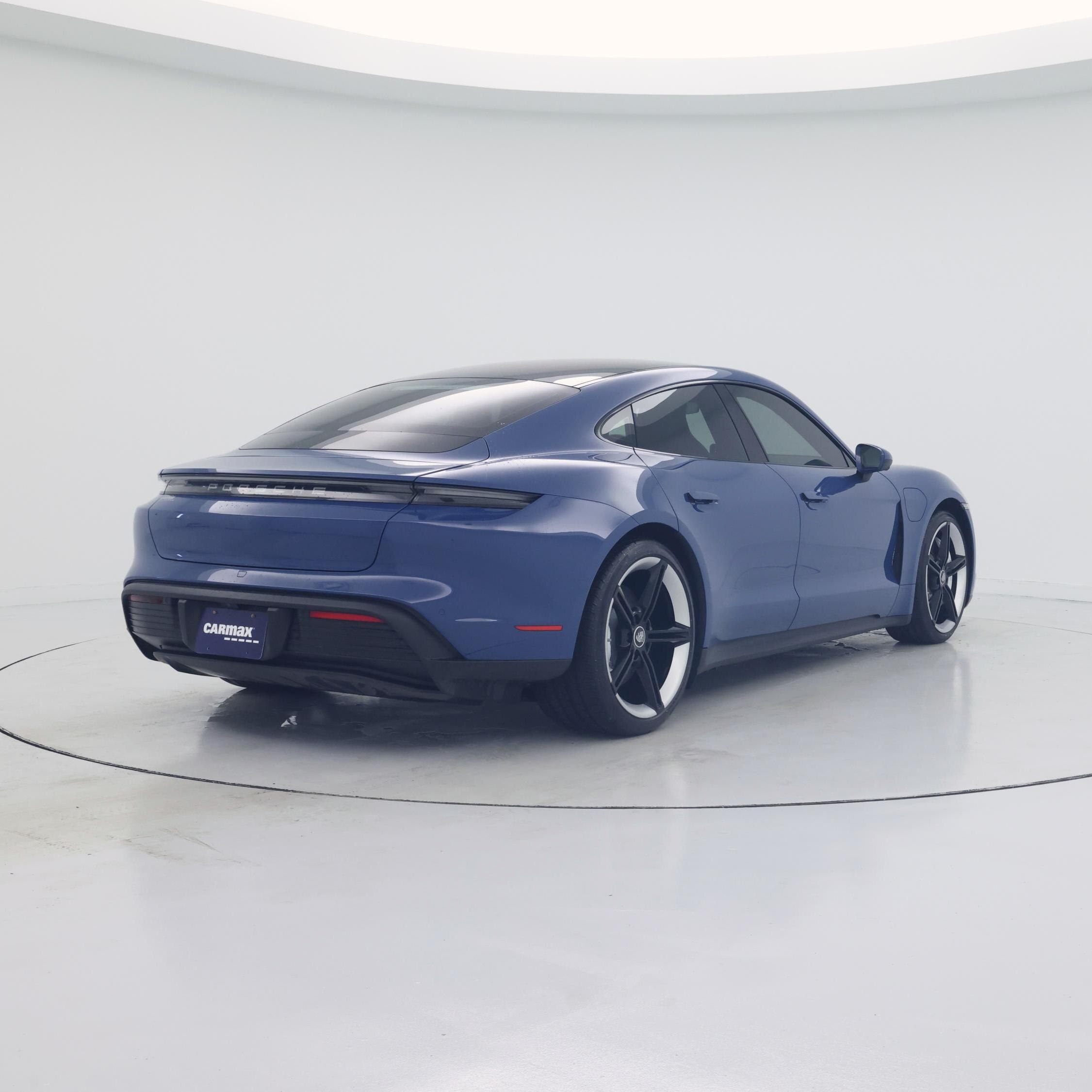 Thumbnail: 2021 Porsche Taycan - 8