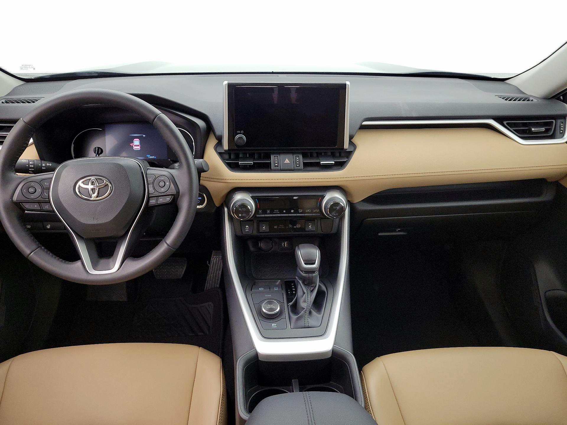 Thumbnail: 2023 Toyota RAV4 - 9