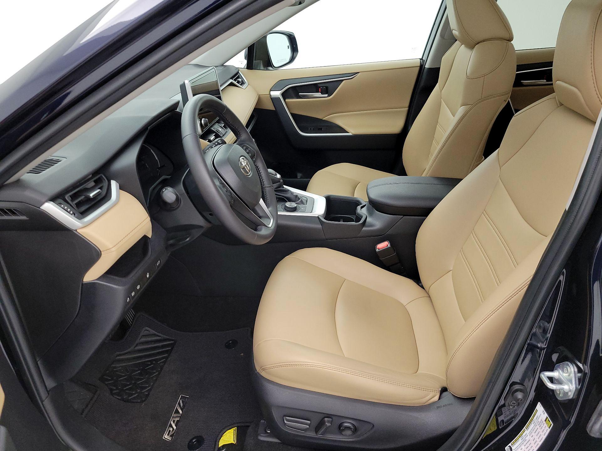 Thumbnail: 2023 Toyota RAV4 - 11