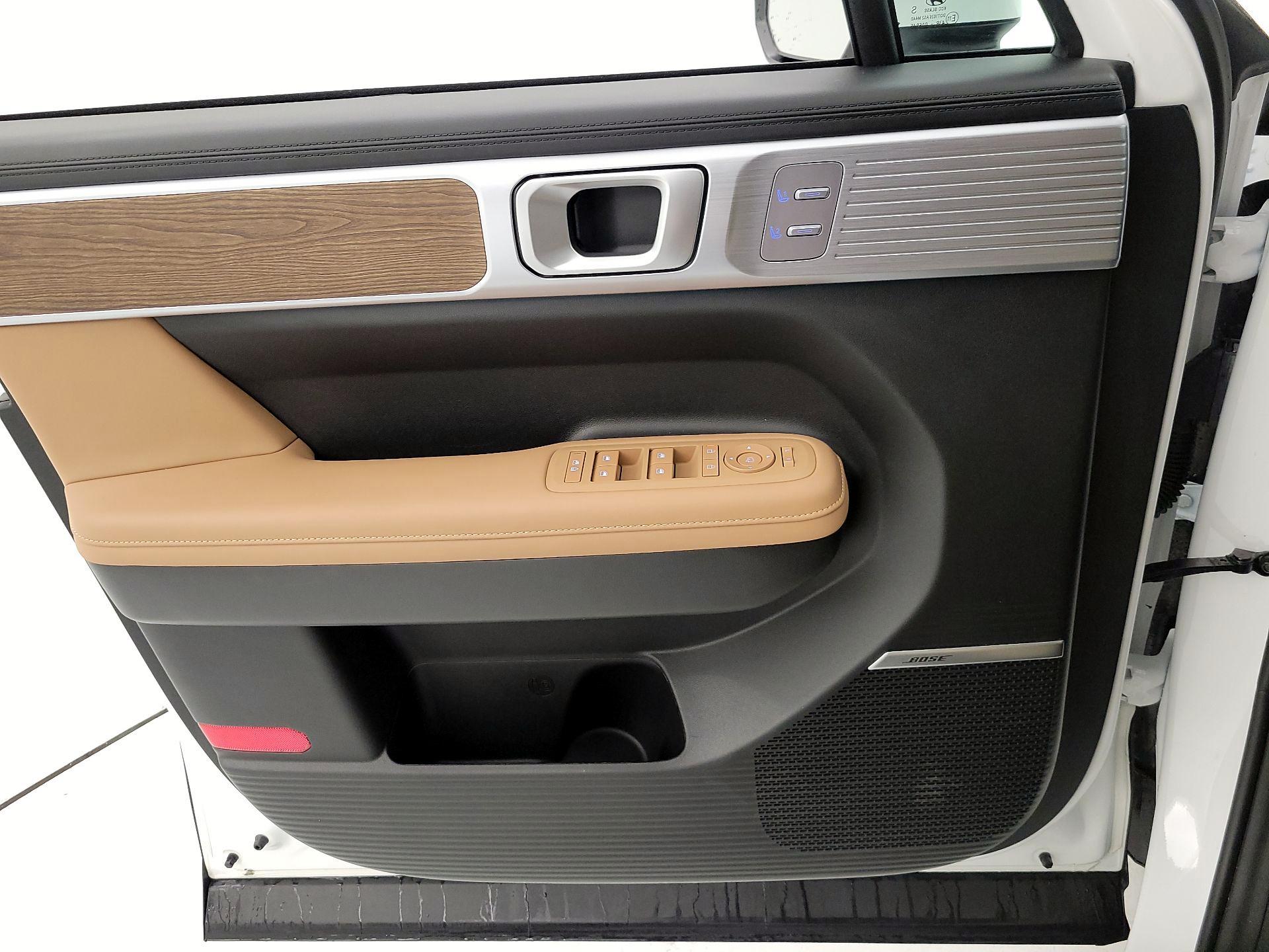 Thumbnail: 2025 Hyundai Santa Fe - 12