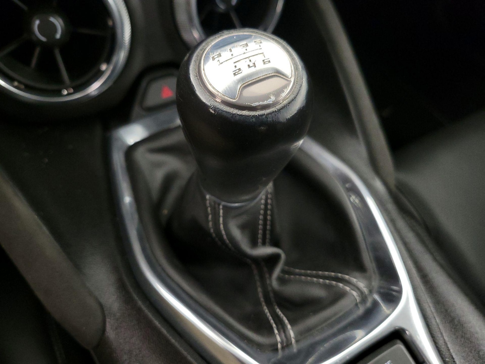 2017 Chevrolet Camaro 2LT - Photo 19
