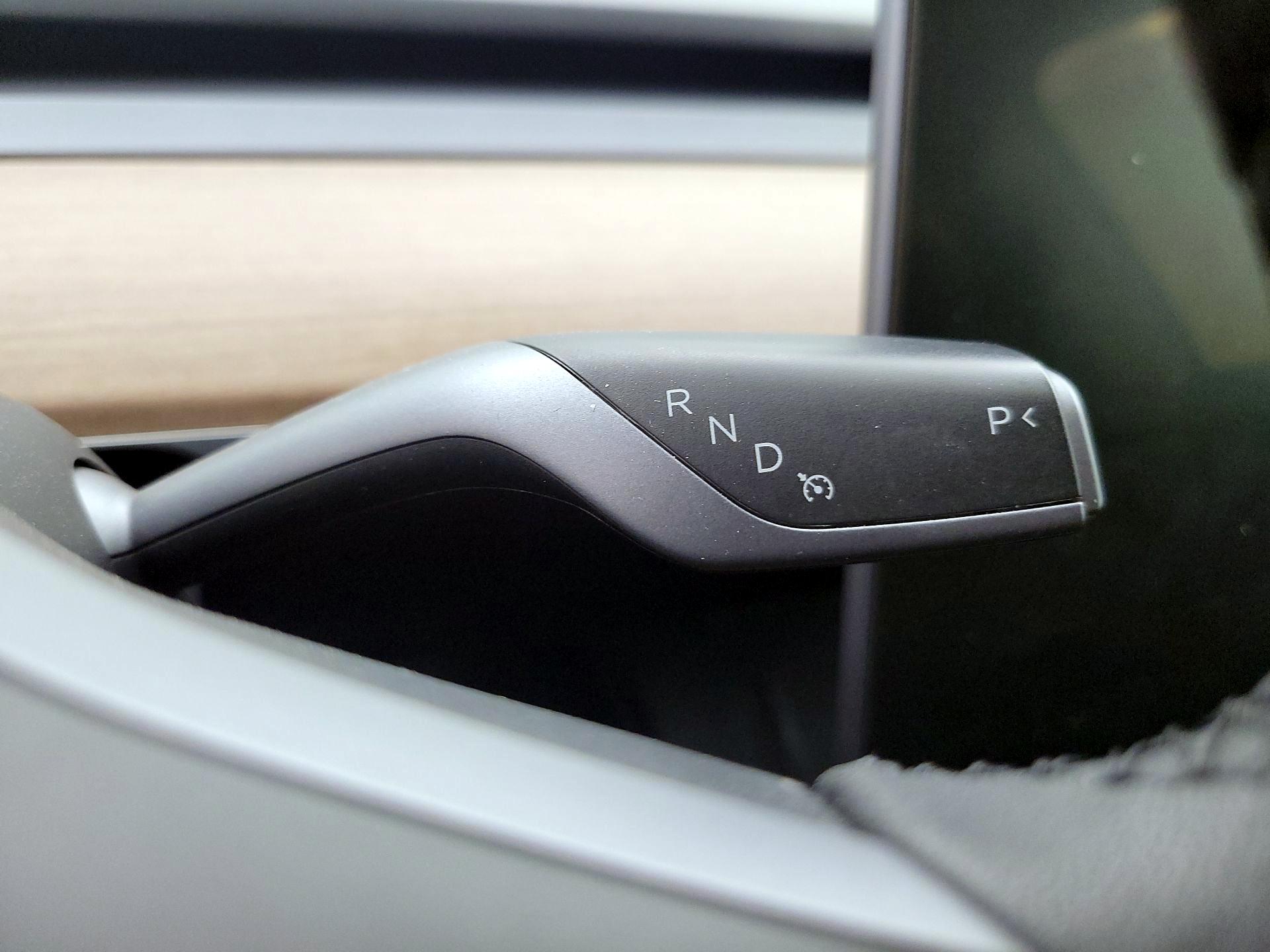 Thumbnail: 2022 Tesla Model Y - 17